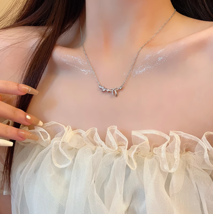 INS Style Delicate Bow Zircon Necklace