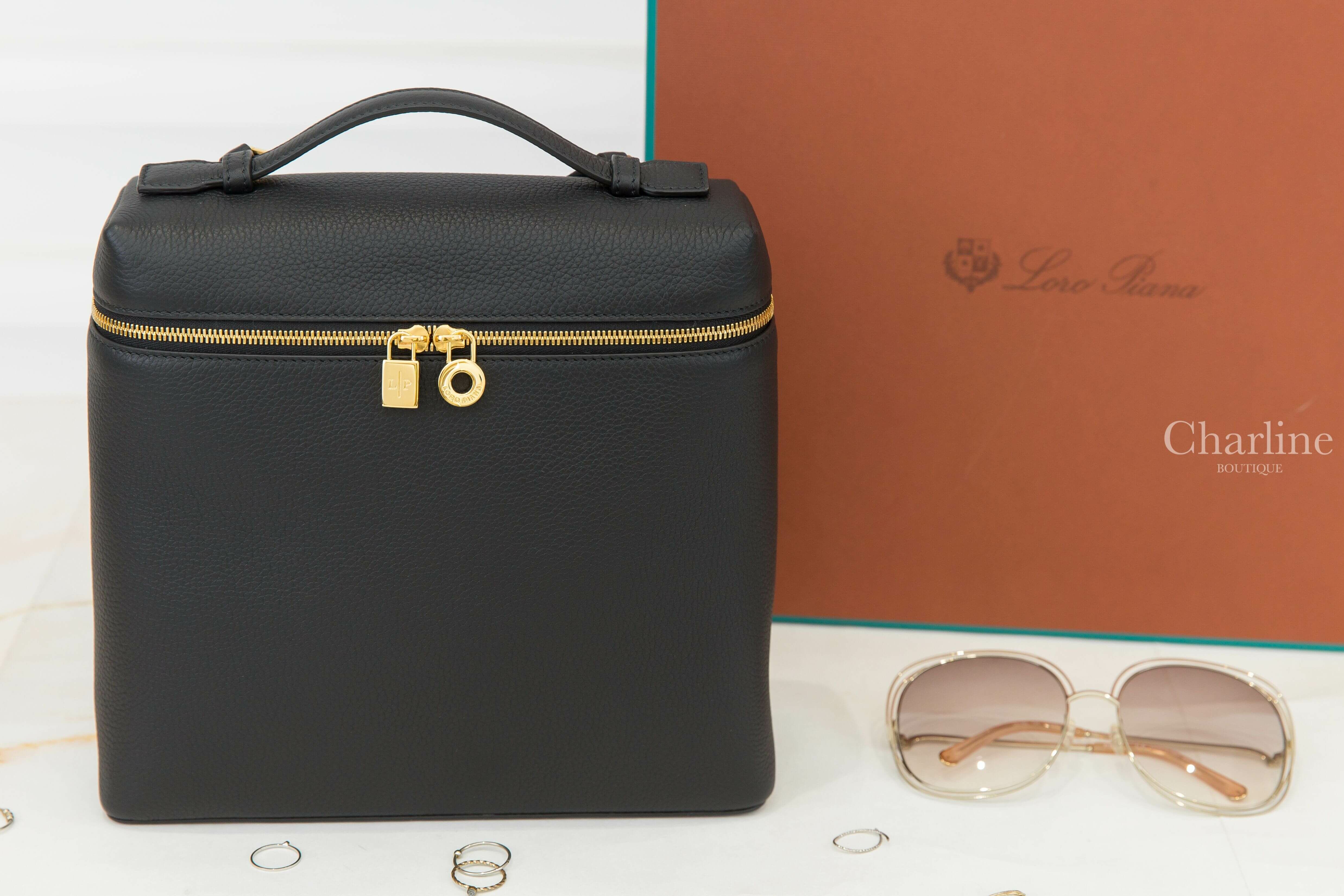 Loro Piana Extra Pocket Backpack L23.5 黑色小牛皮金色拉鍊手提後背包-Charline Boutique 精品代購