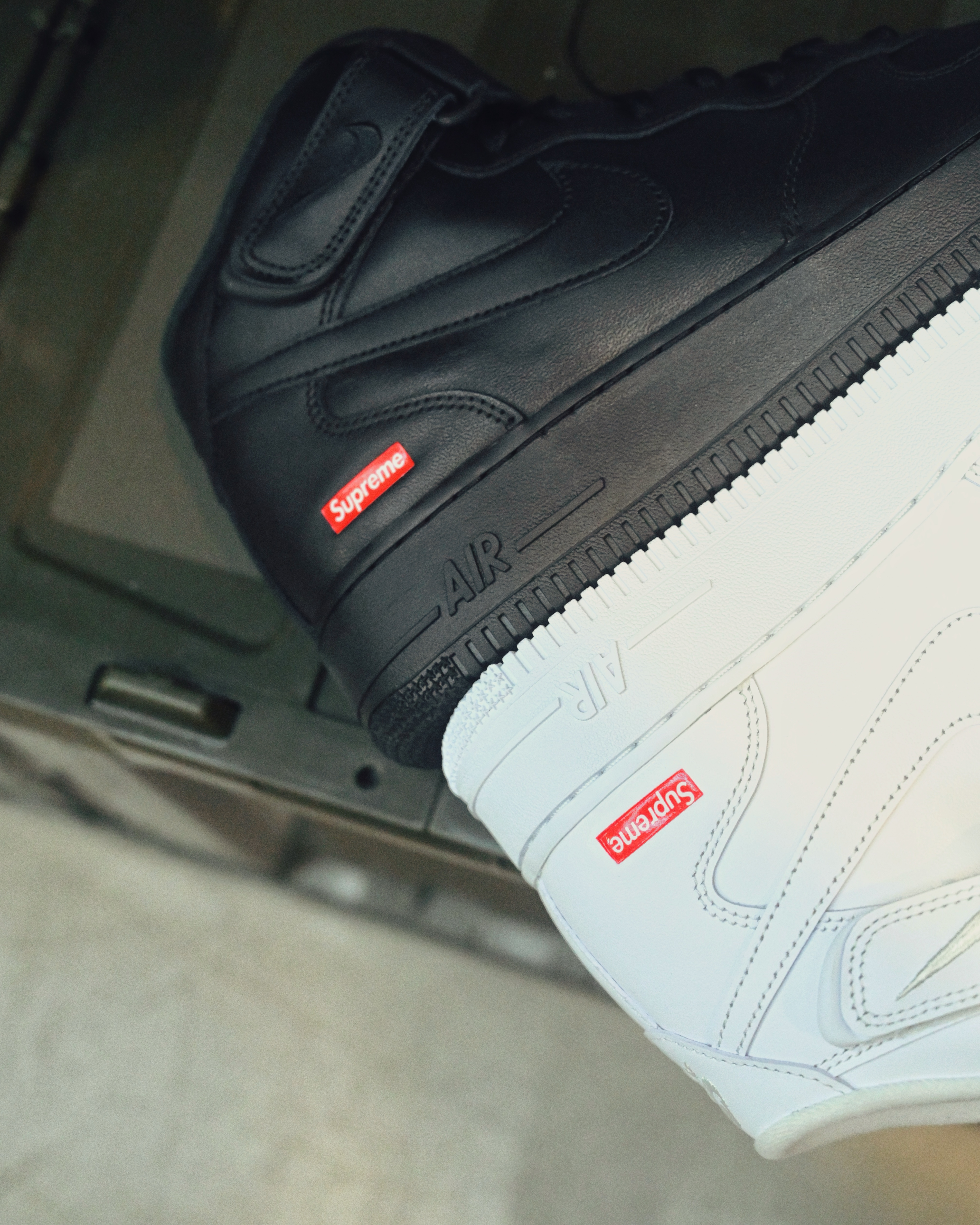 [預訂] Supreme x Nike Air Force 1 Mid Black FZ8784-001