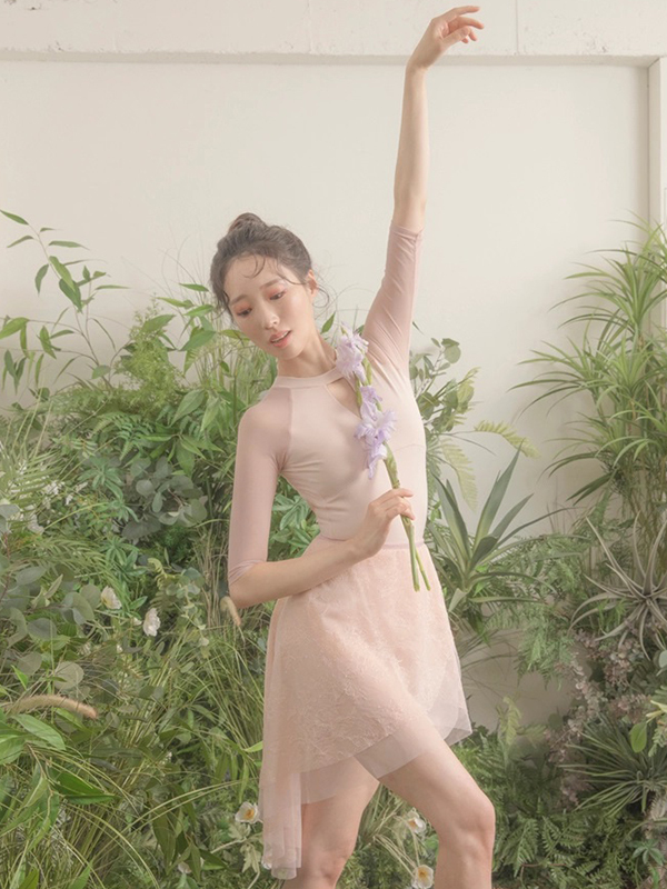 韓國iiLaire 【IL - Julie Wrap SK 蕾絲花紋綁帶紗裙(兩層紗)】