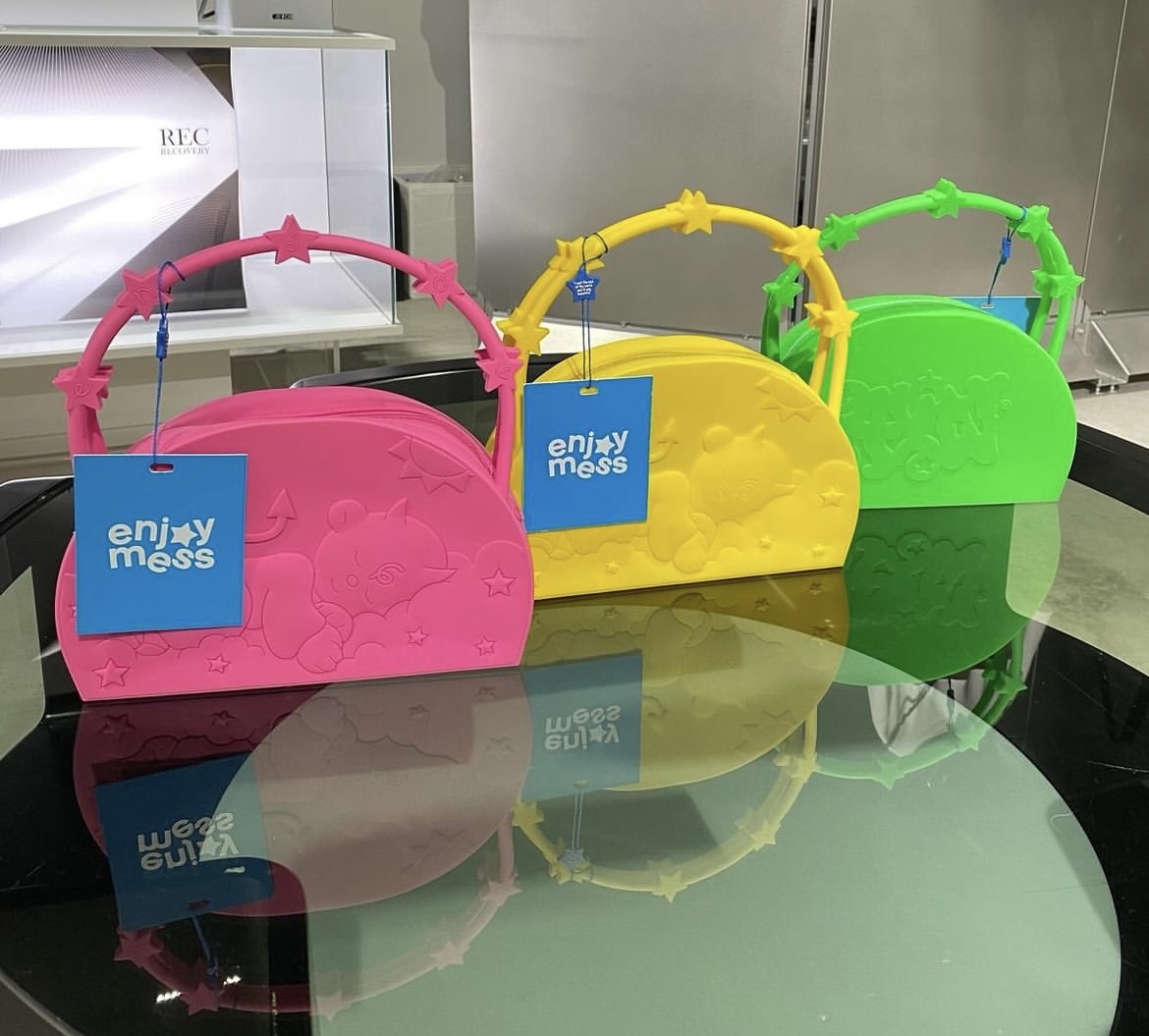 Enjoy mess-Pouch Bag Green