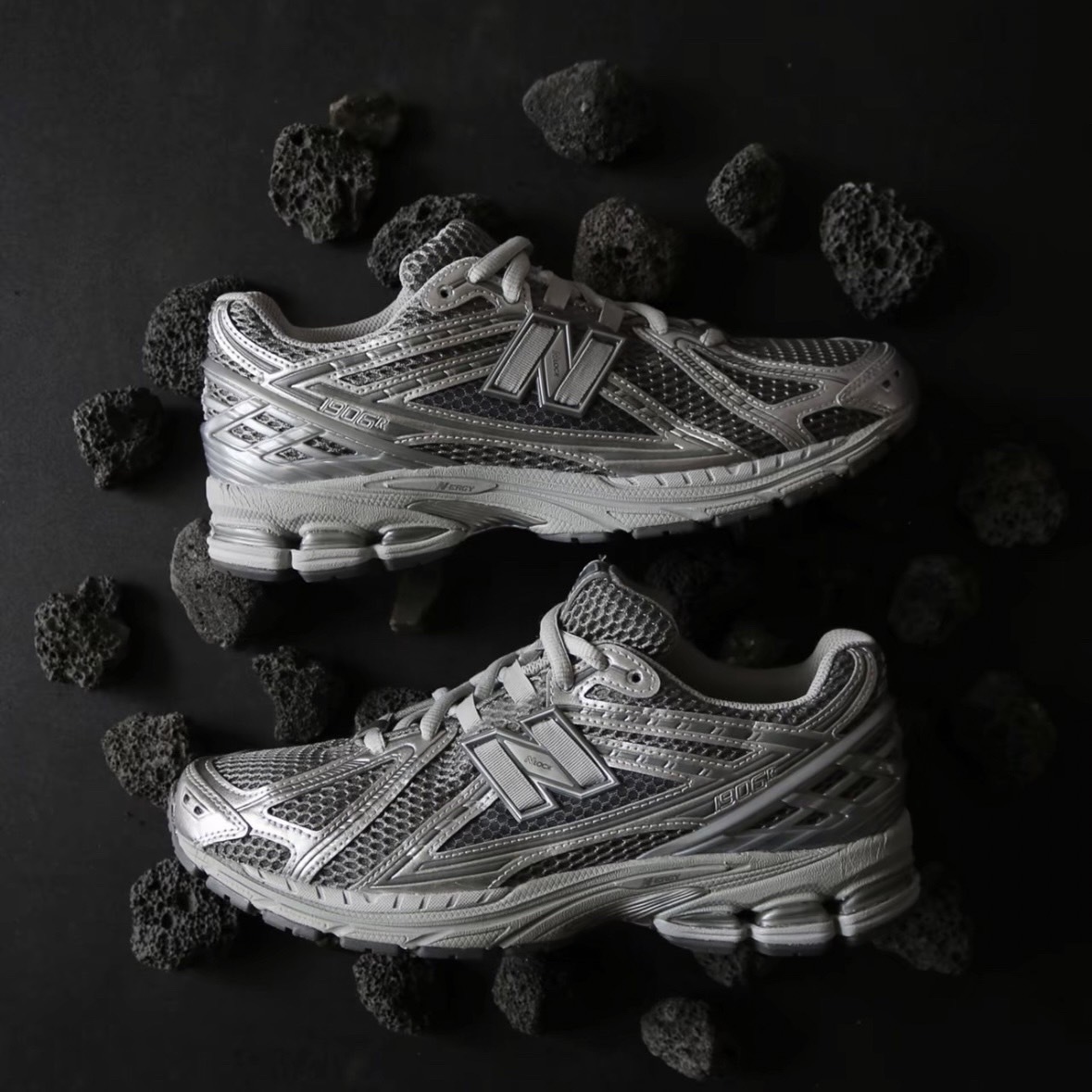NEW BALANCE NB 1906R 液態銀 全智賢同款 M1906REH