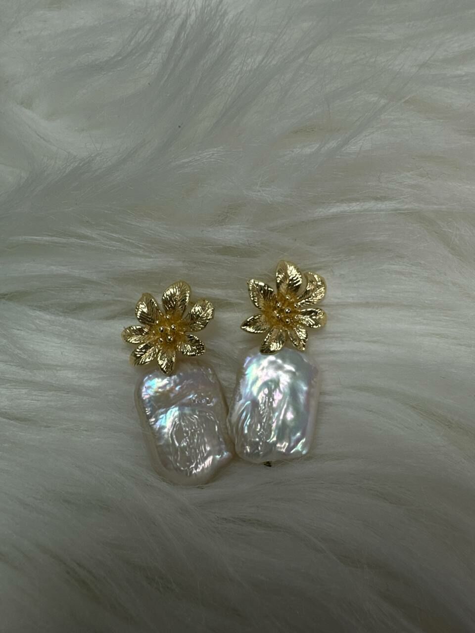 [S] GEMZ & CO JBJC FLORAL PEARL PENDANT STUD EARRING, GOLD, O36 (O36)