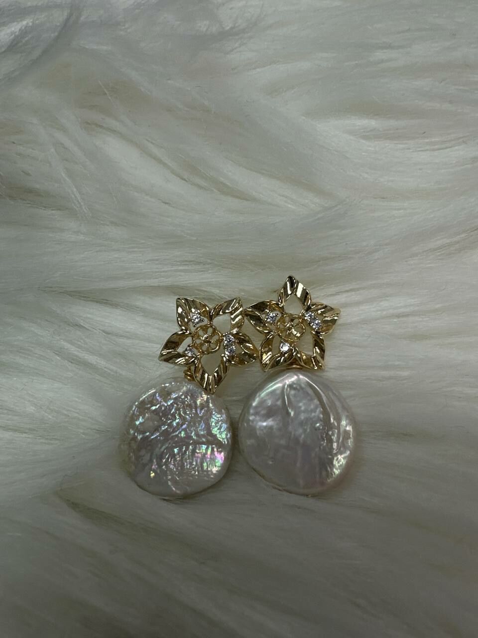 [S] GEMZ & CO JBJC DAISY PEARL PENDANT STUD EARRING, GOLD, O38 (O38)