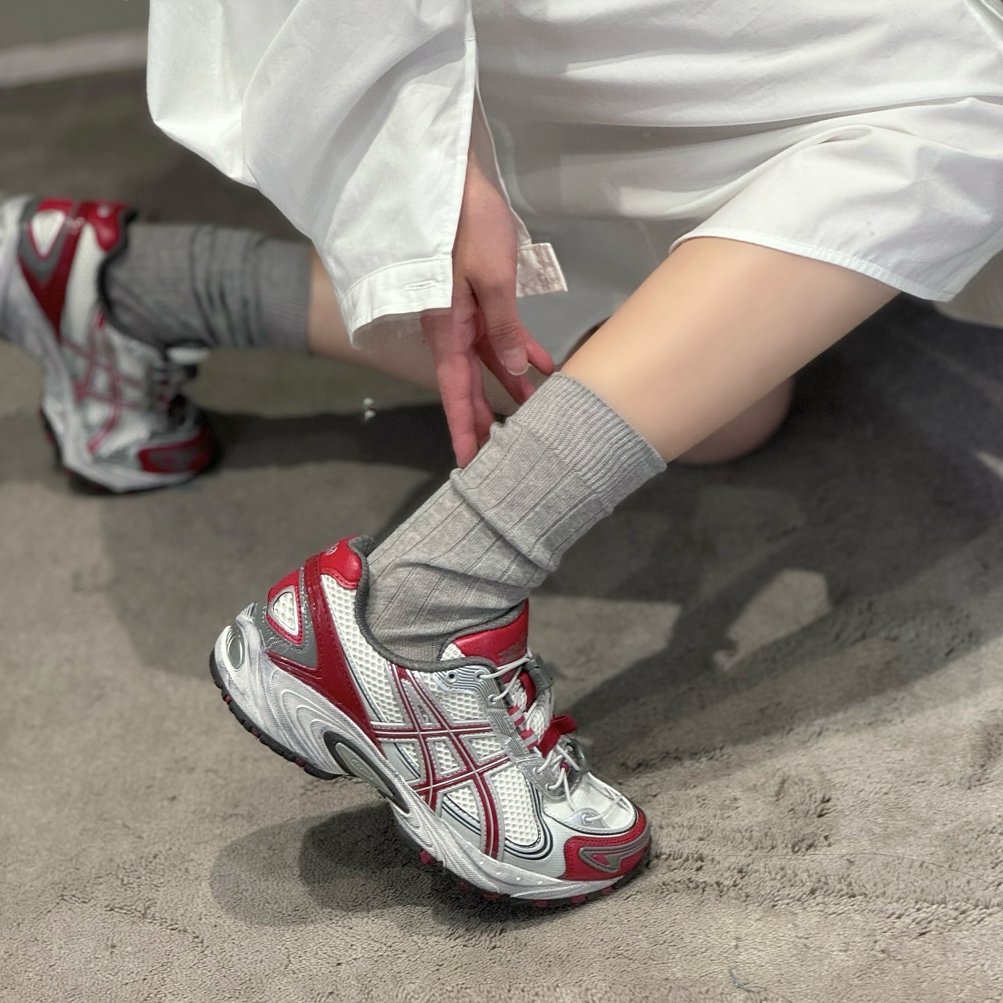 Asics Gel-Kahana TR V4 白銀 大學紅 抽繩設計 復古鞋 1203A585-100