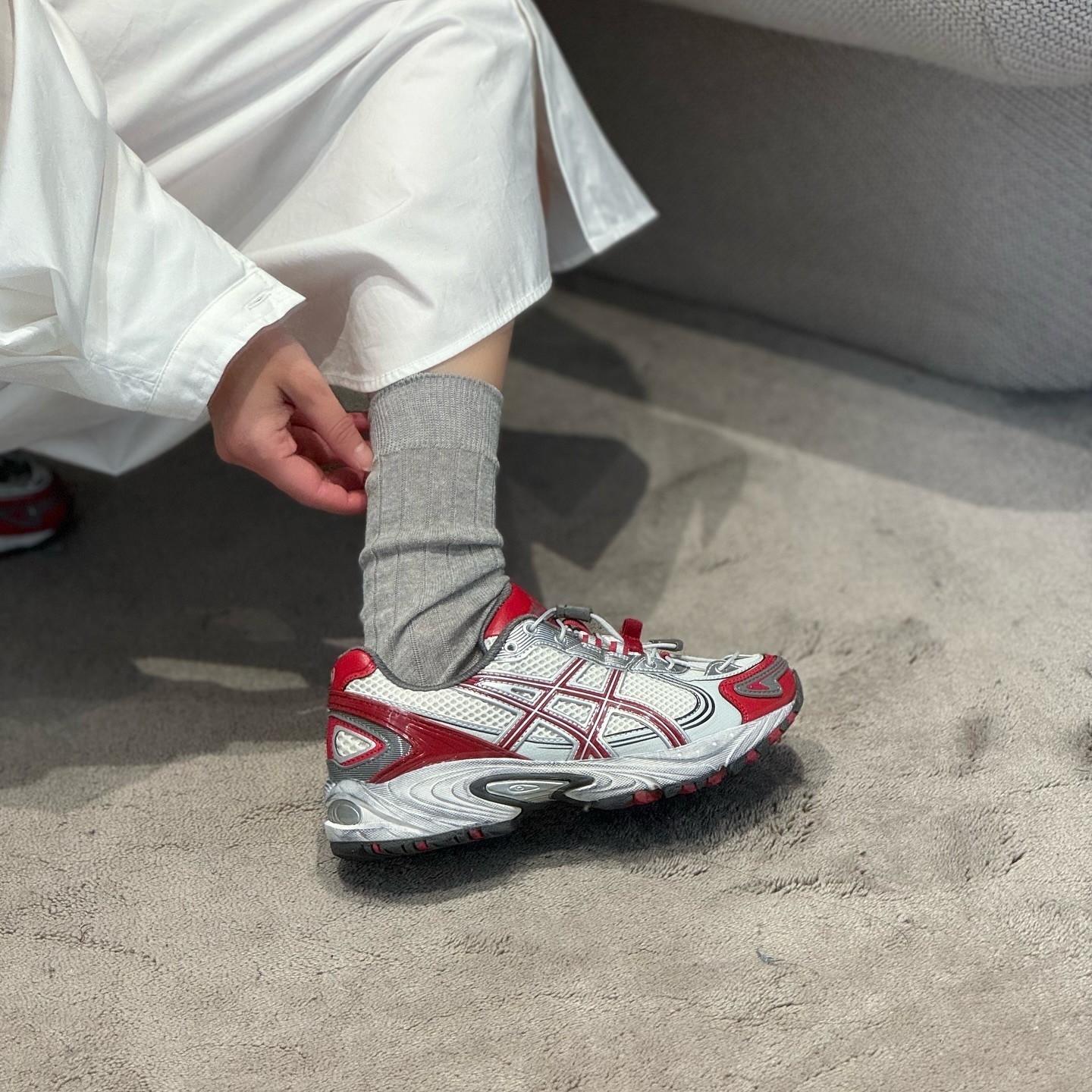 Asics Gel-Kahana TR V4 白銀 大學紅 抽繩設計 復古鞋 1203A585-100