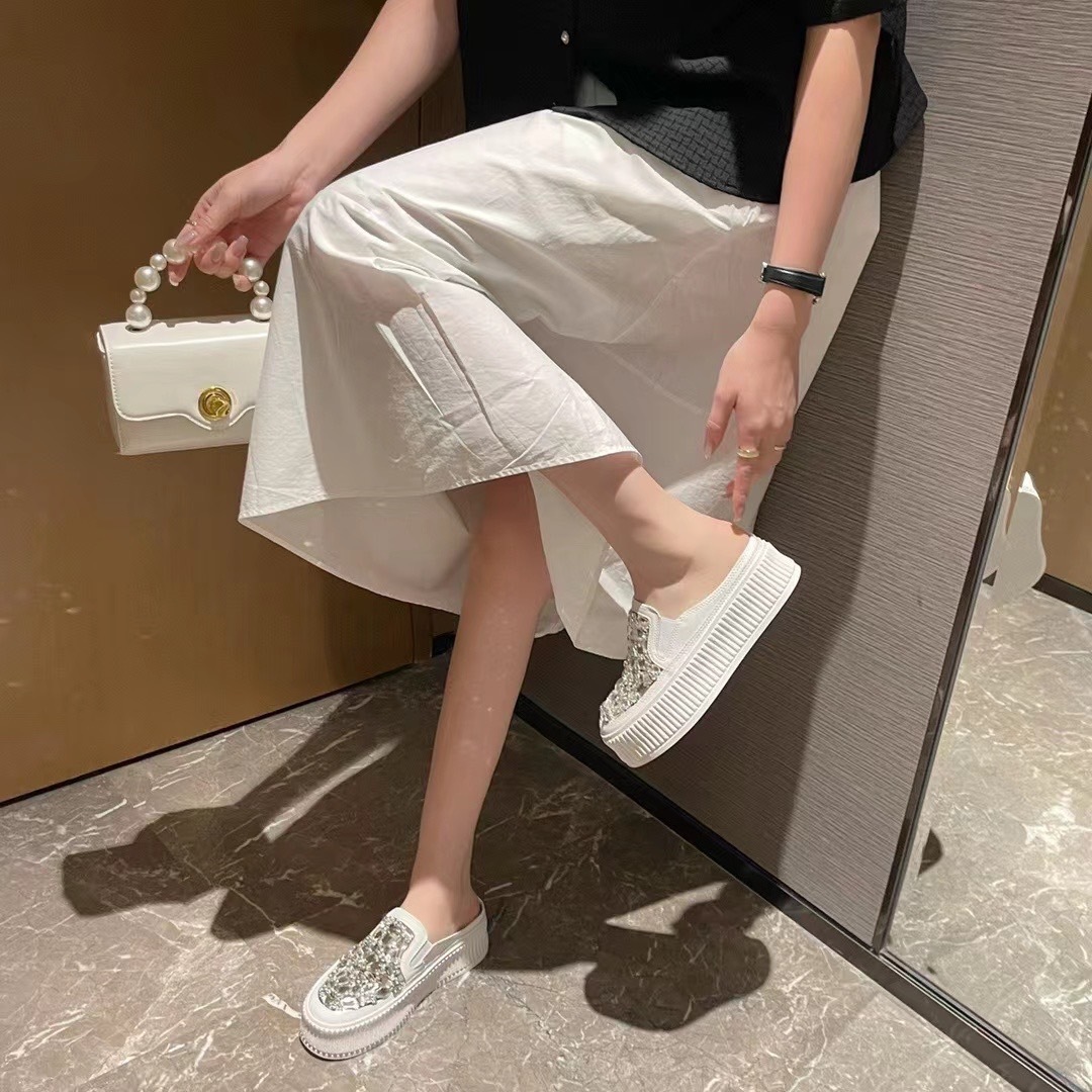 寶石牛皮半拖休閒鞋