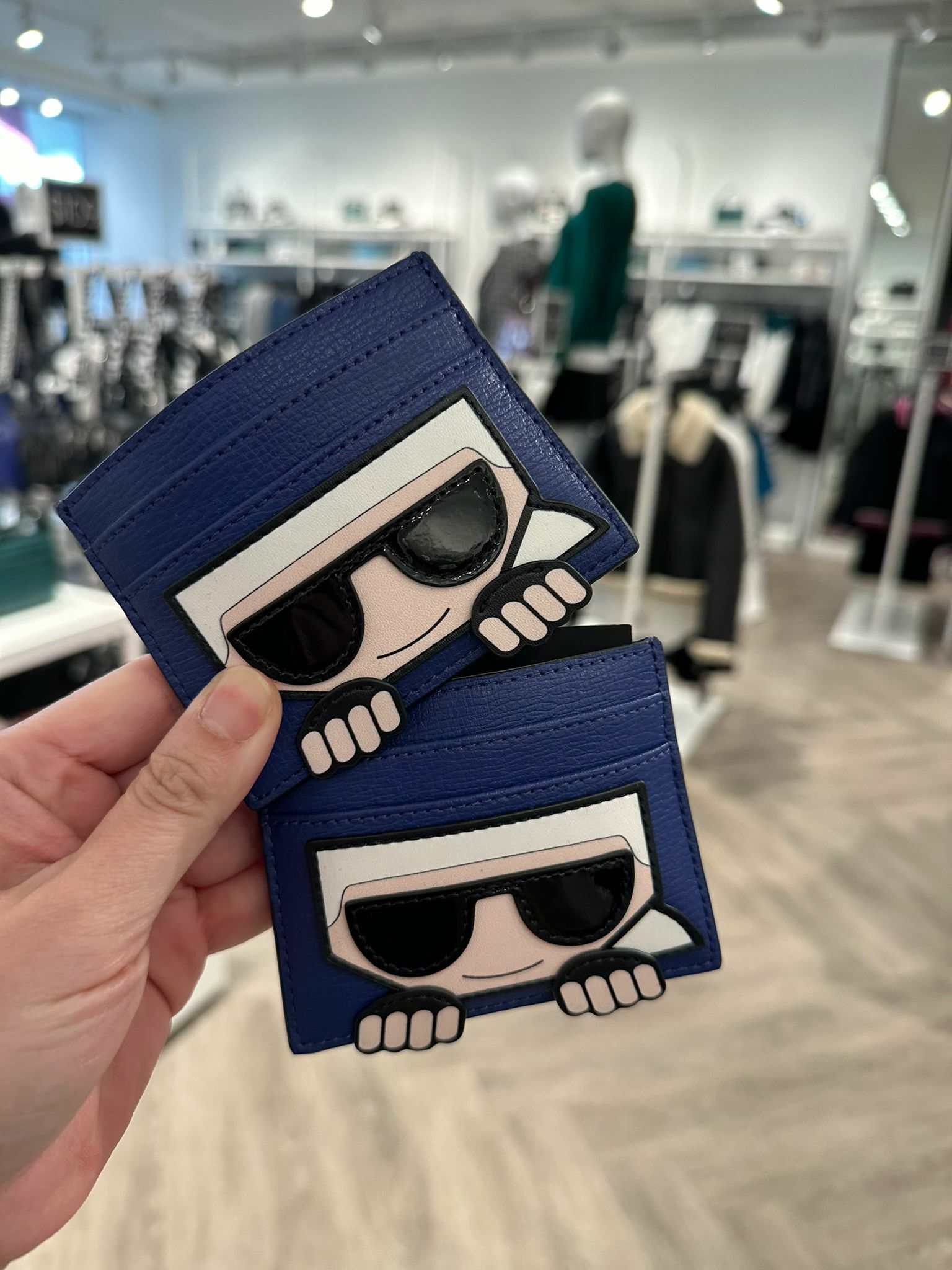 【預購】Karl Lagerfeld Paris G091910 卡套