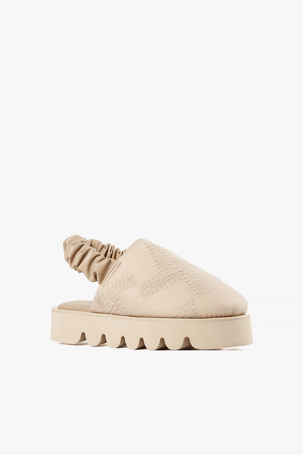 Winter Round Lugg 澎澎布涼鞋