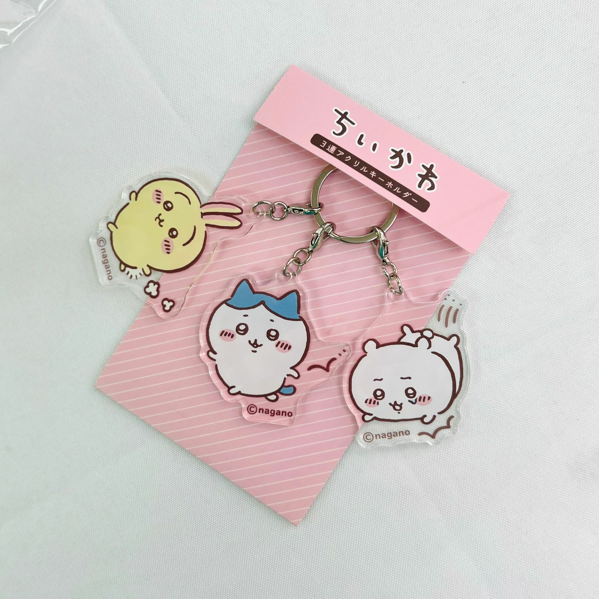 Chiikawa 3-strand acrylic charm (Chiikawa, Hachiware, Usagi) Keychain Acrylic stand