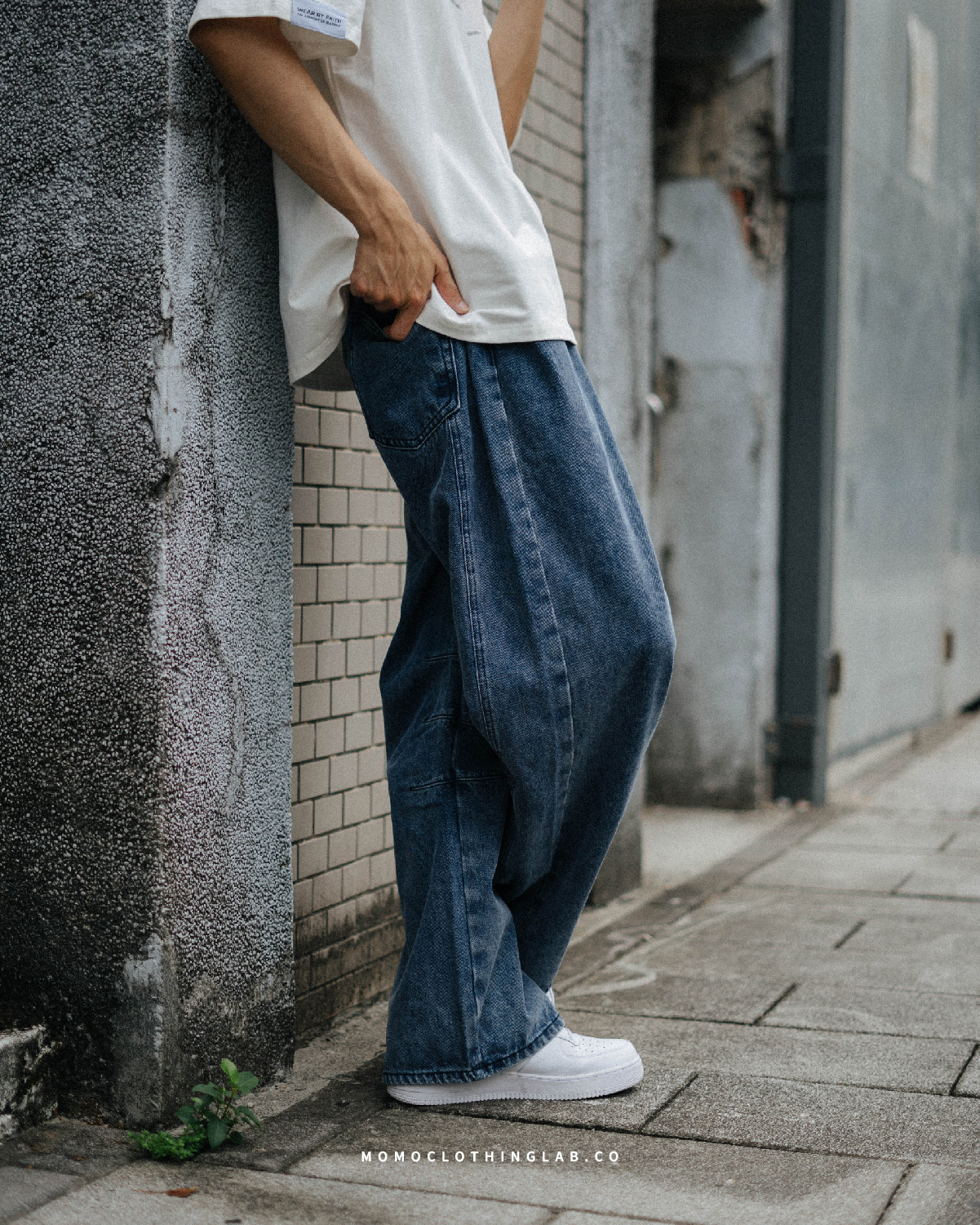 QUEST Baggy Barrel Jeans 錐形堆疊水洗牛仔褲 2色