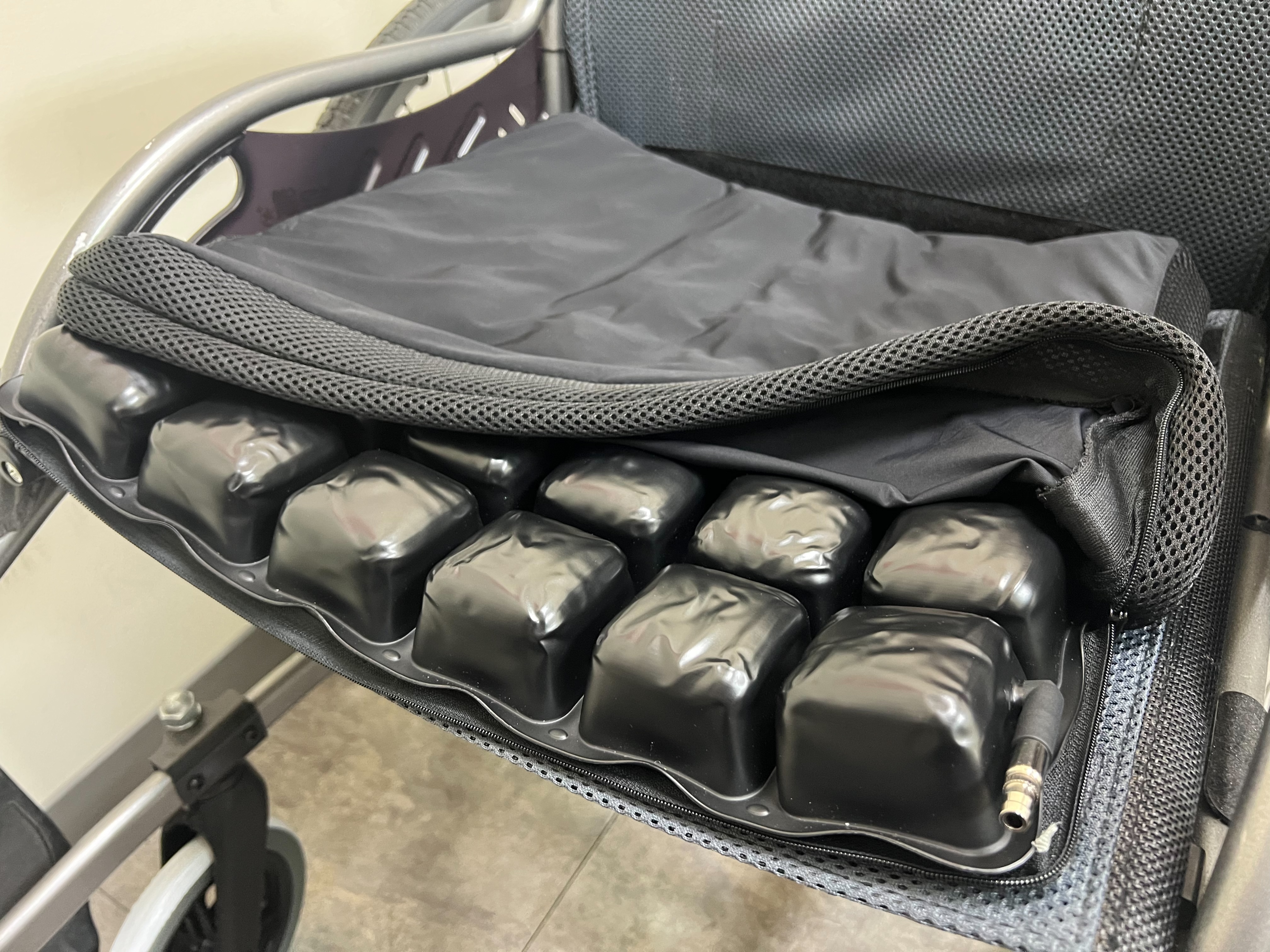 TS-UF05 自充型PU氣囊座墊 (非補助款)