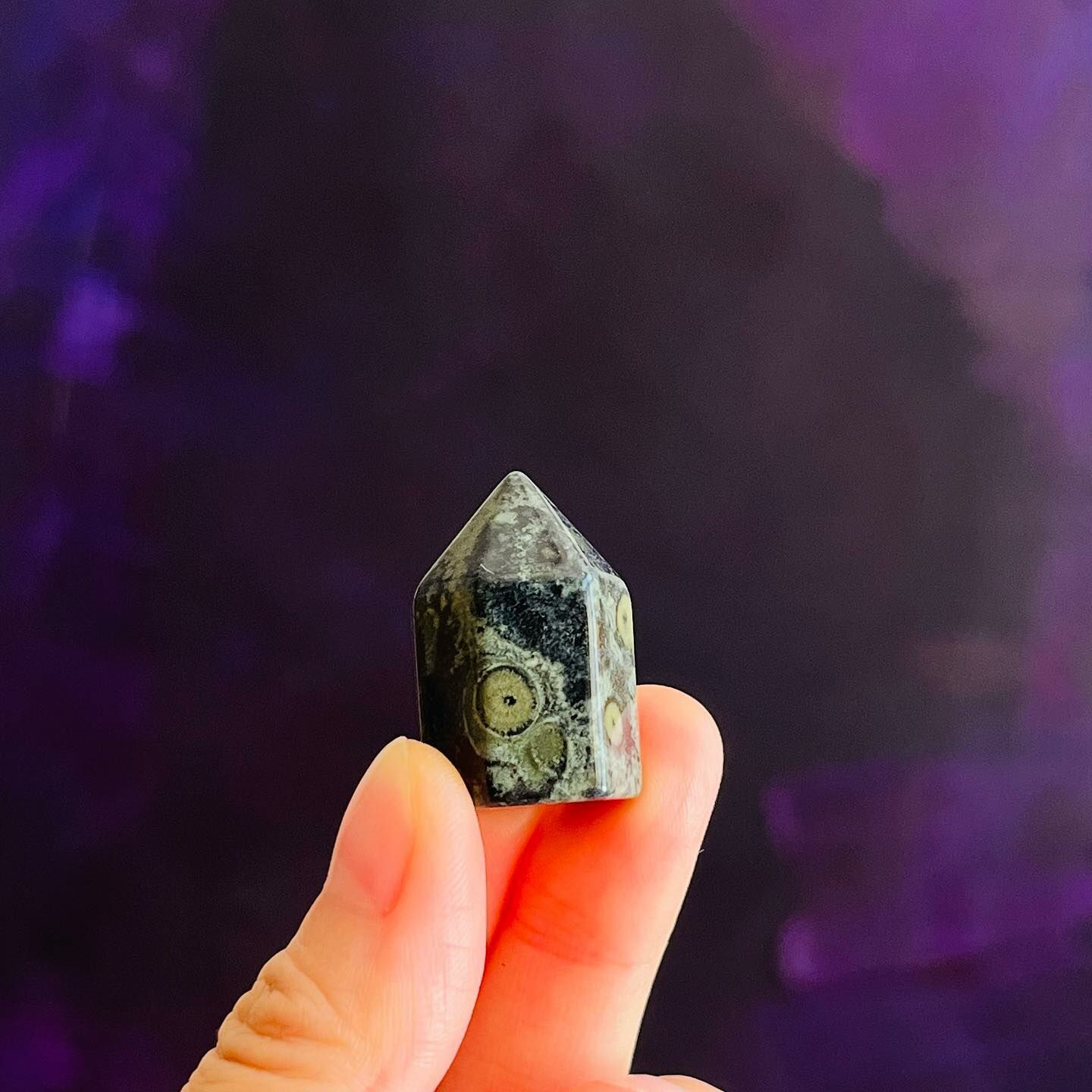 [原石] 剛巴巴碧玉 迷你小柱