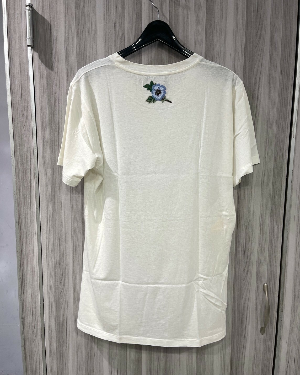 二手美品 Gucci 經典腰帶Logo 小破壞米白短袖 T