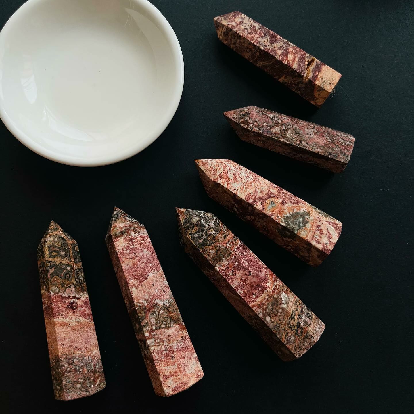 [原石] 南美豹紋碧玉 粉紅 水晶柱