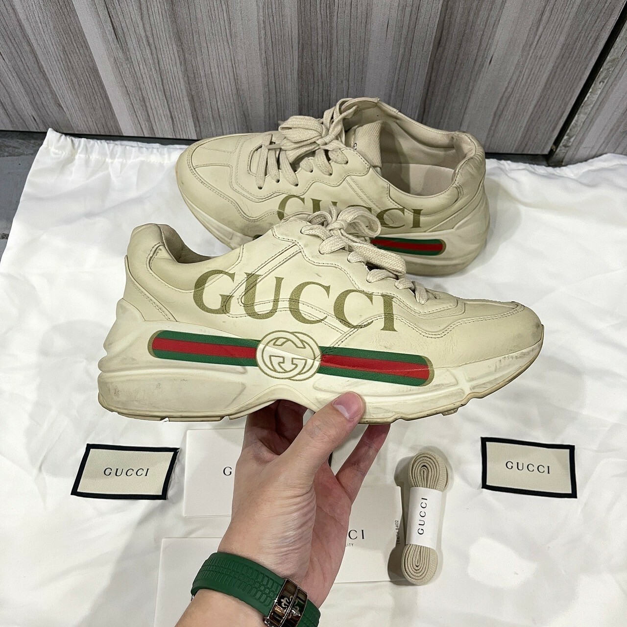 二手美品 Gucci 經典腰帶Logo做舊老爹鞋