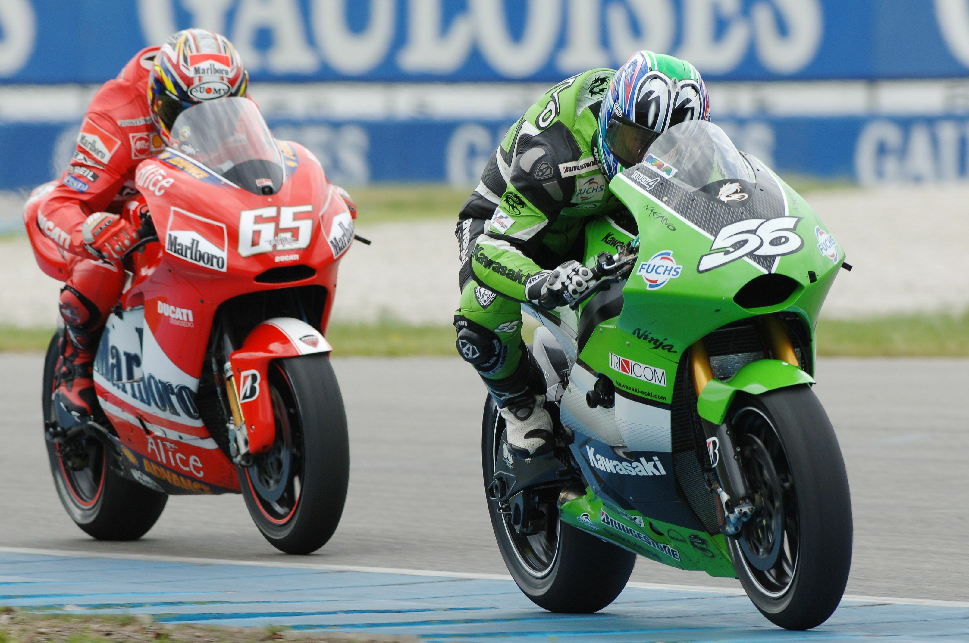 56DESIGN RX7X NAKANO 04彩繪安全帽，頂級帽體與傳奇彩繪，賽道競速收藏首選