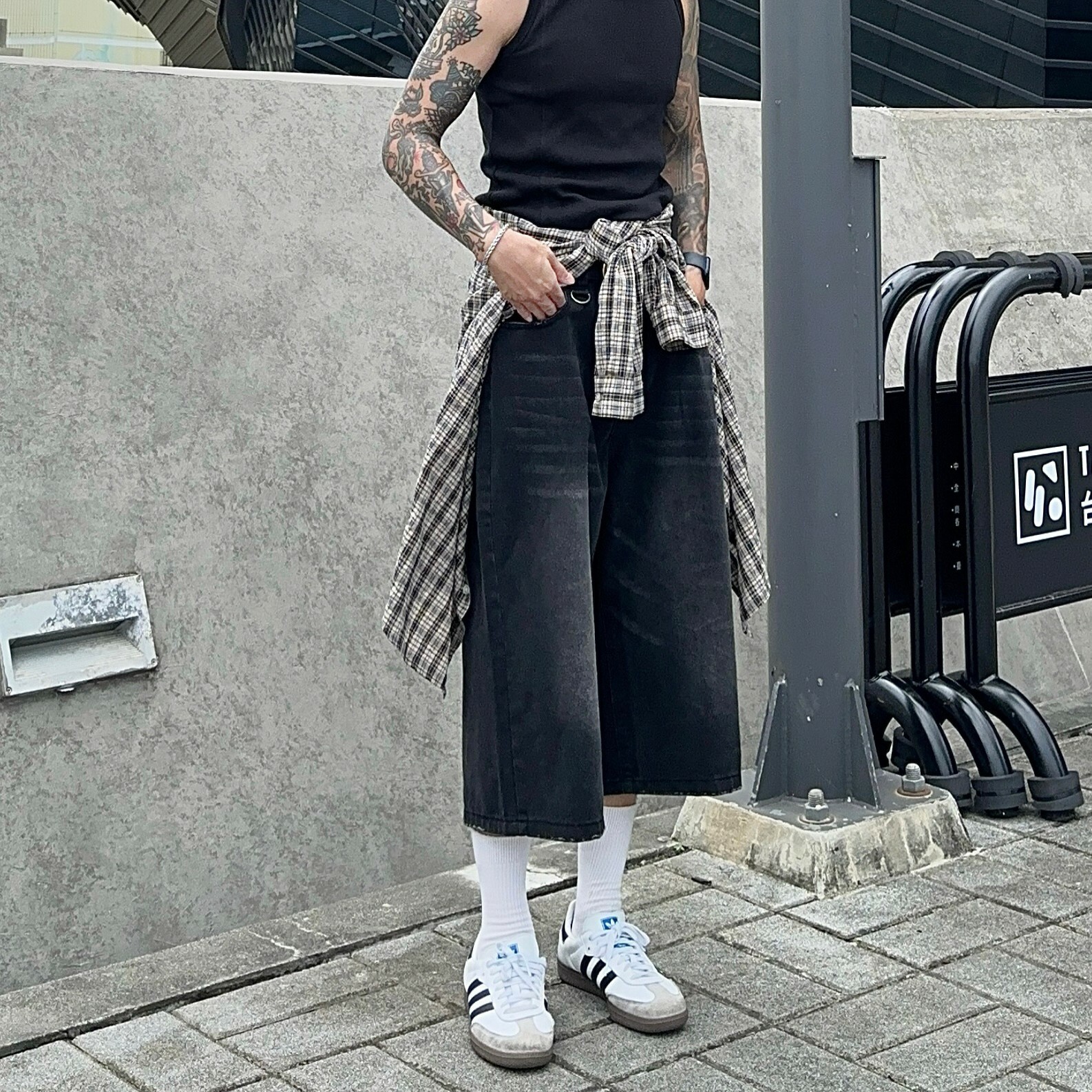 【刷舊七分褲】七分 丹寧 牛仔褲 復古 黑灰色/深藍色 共二色 T92