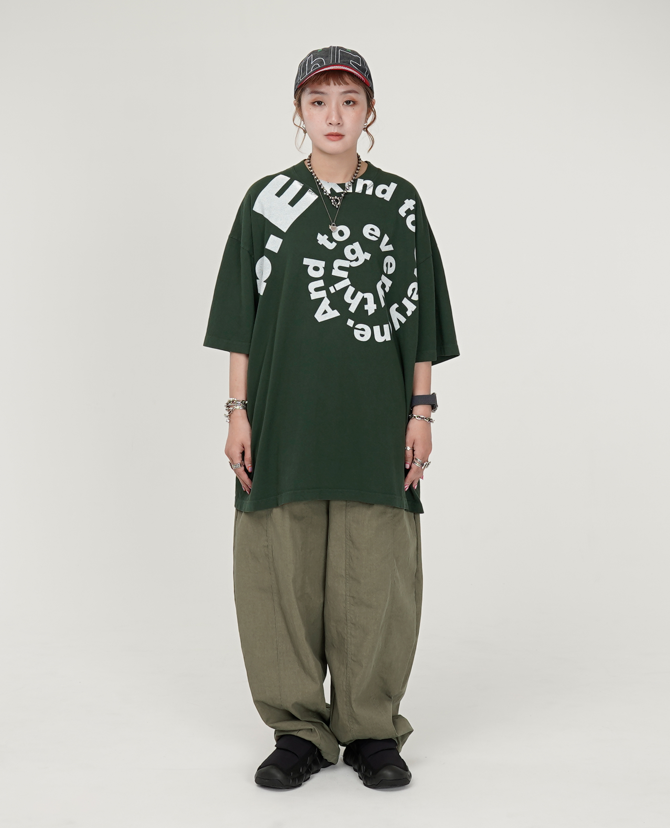 b.Eautiful b.E kind Swirl T-Shirt - 24 FW