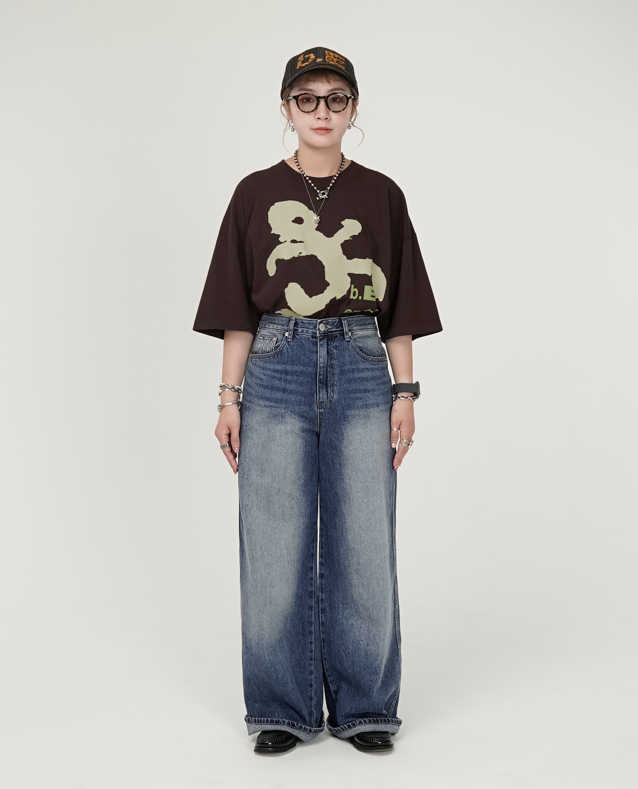 後車線刷色直筒牛仔