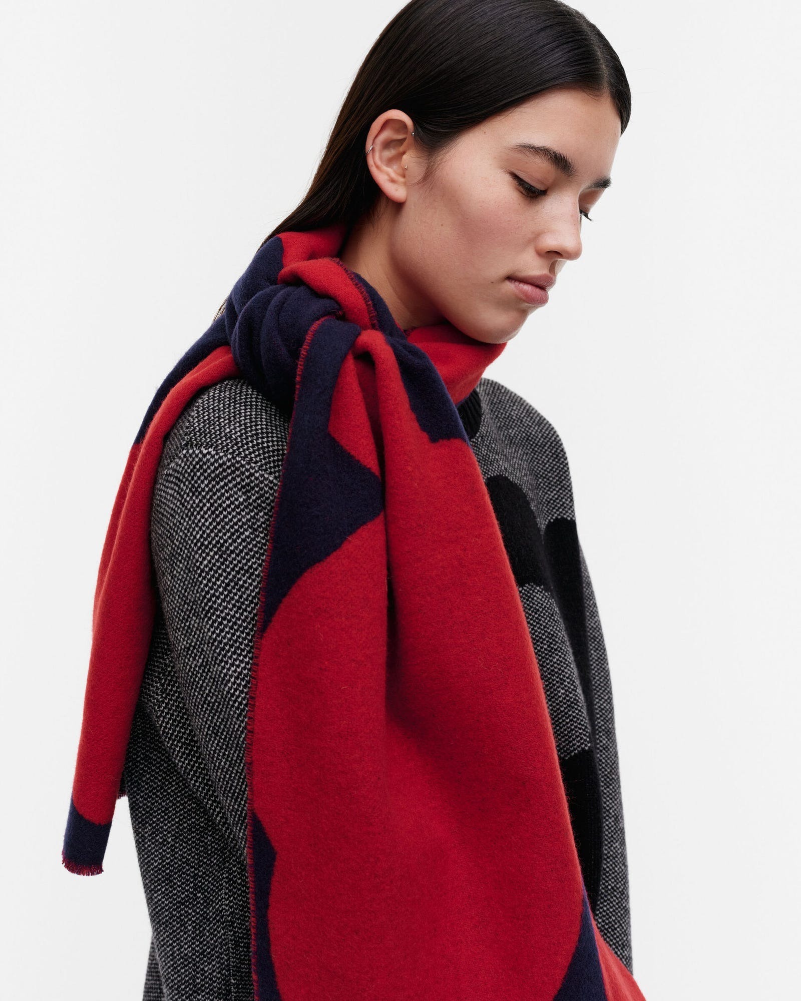 SÄVELLYS UNIKKO 羊毛印花圍巾