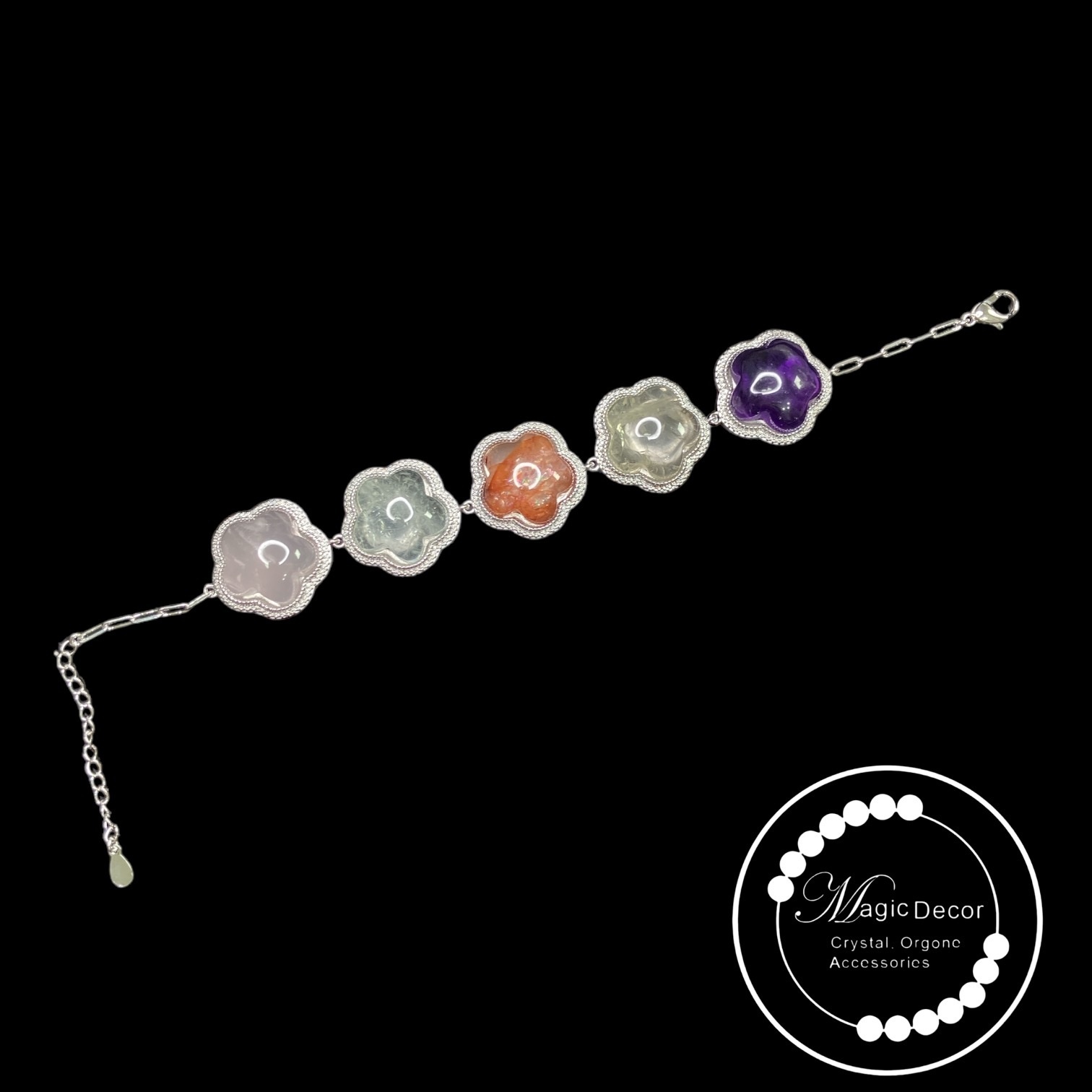 250809 - C70 多寶水晶櫻花鑲嵌半銀手鏈