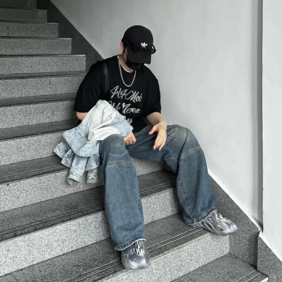 Adidas Yeezy Foam Runner  "MX GRANITE" 渲染 水泥灰 IE4931