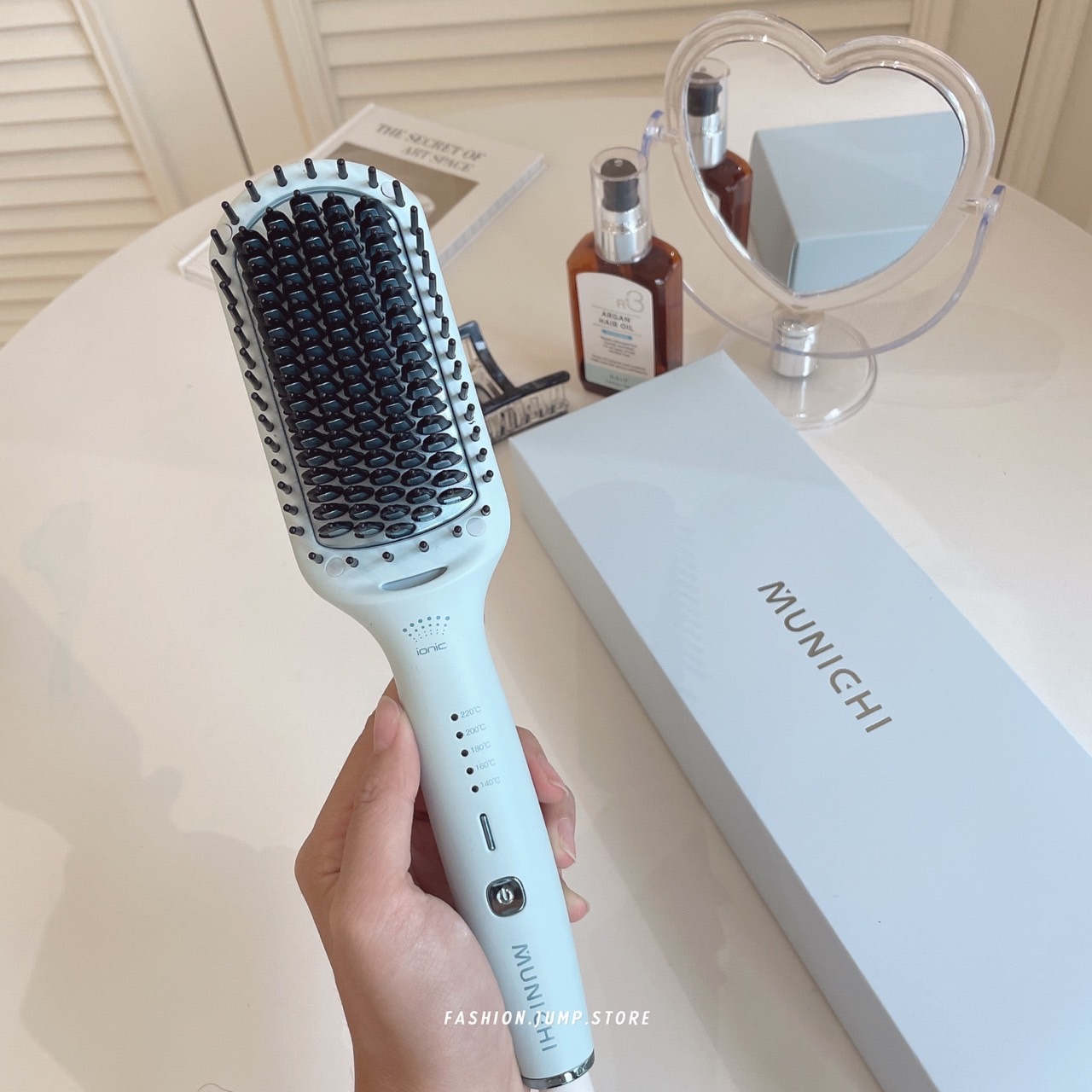 MUNICHI｜ION負離子溫控直髮梳