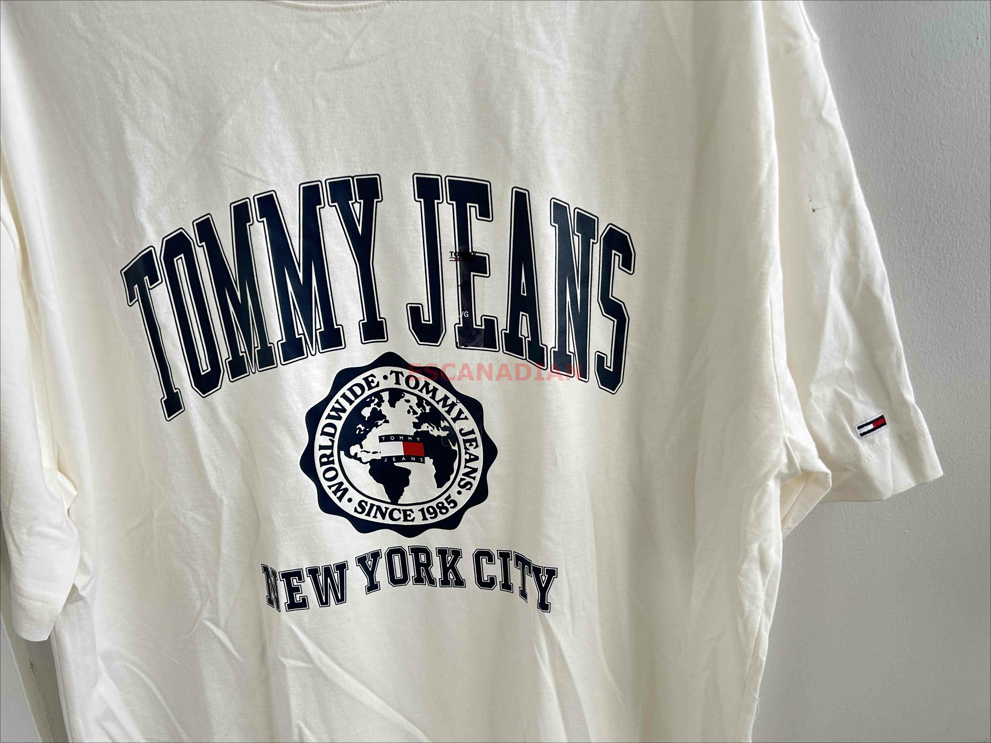 TOMMY 男大人 Jeans系列 Oversized(寬版) 地球圖案 短TEE