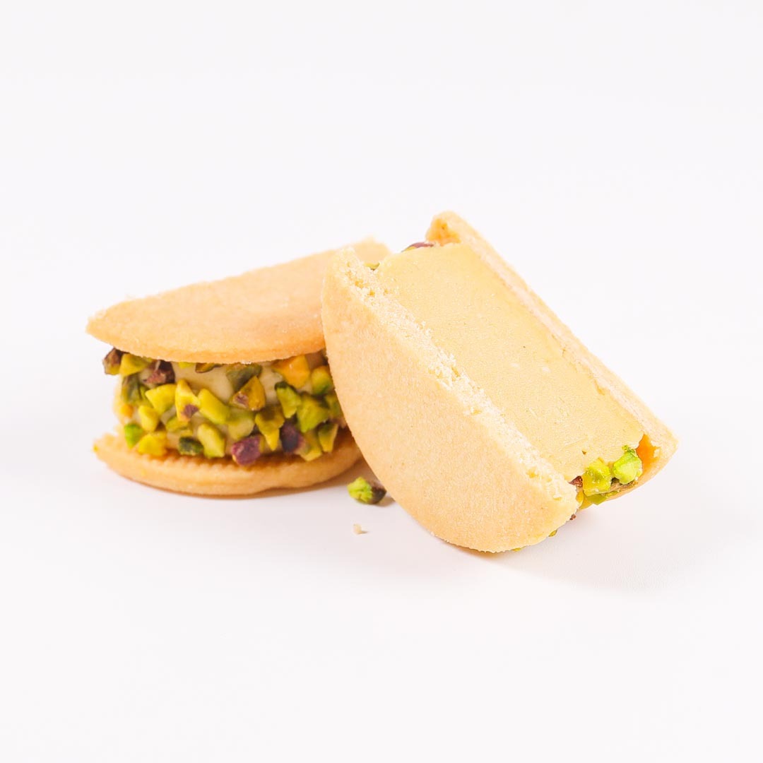 ice-sandwich-biscuit-pistachio
