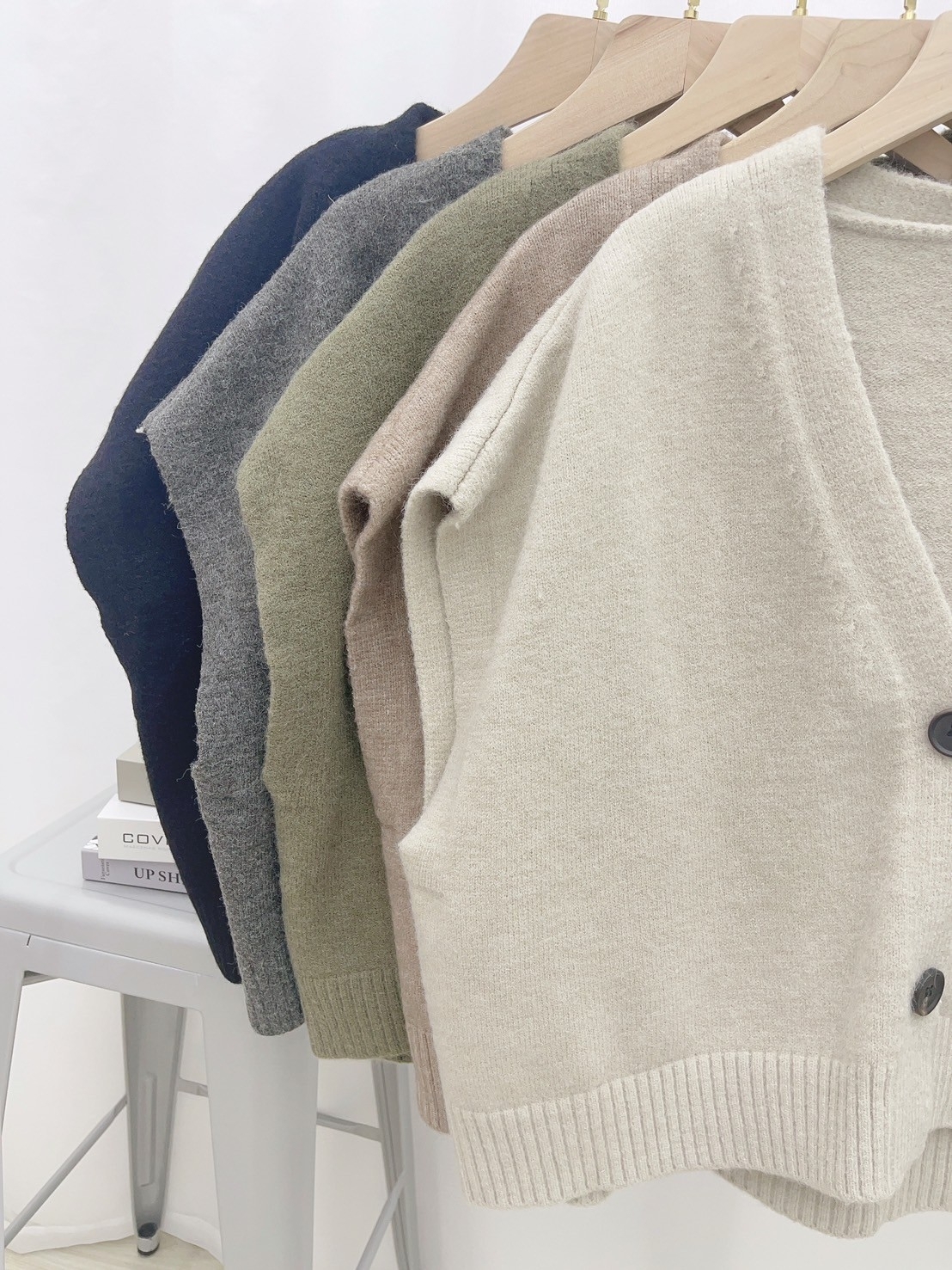 (貼)607落肩寬大阪外搭背心