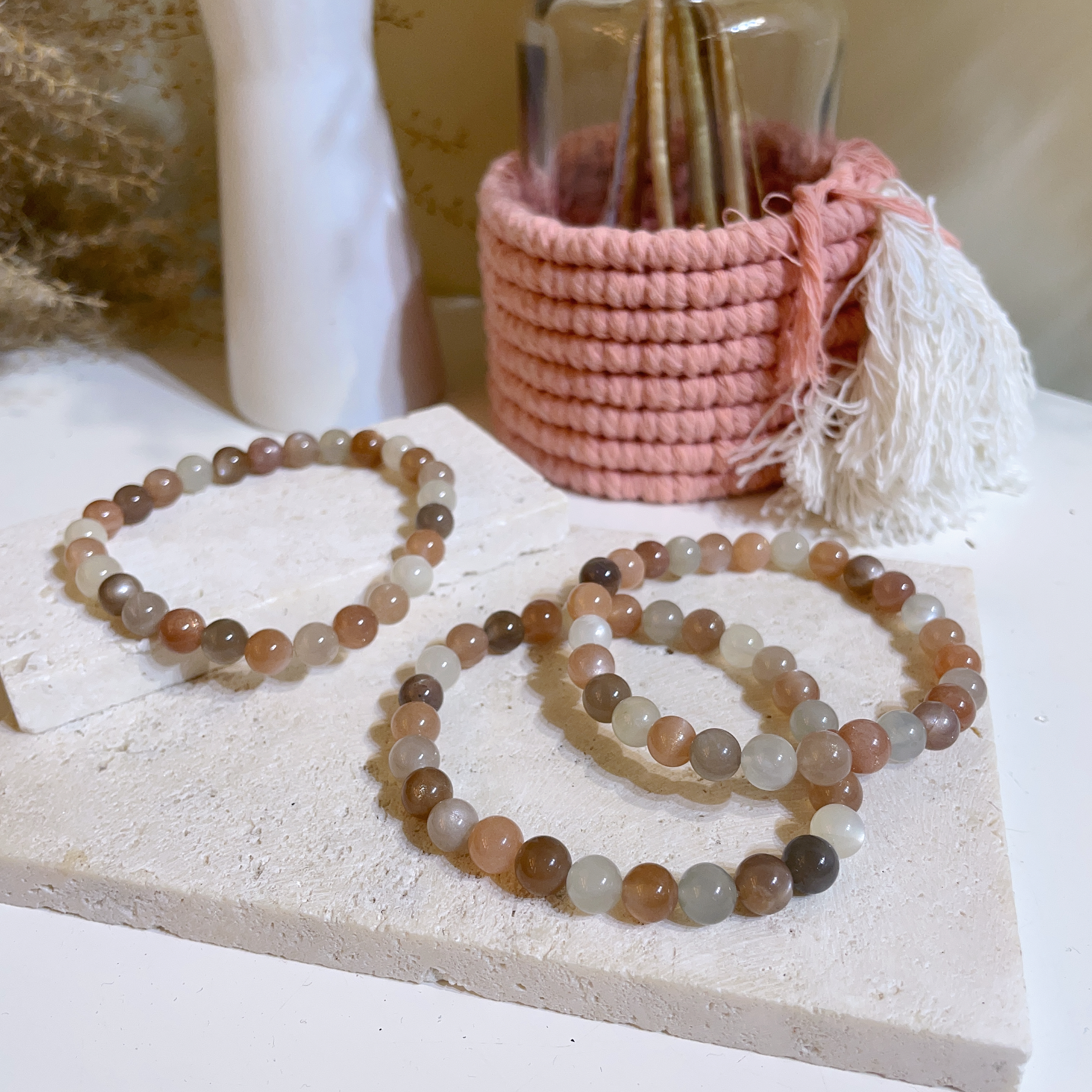 💛$120@2  彩月光手串 7mm