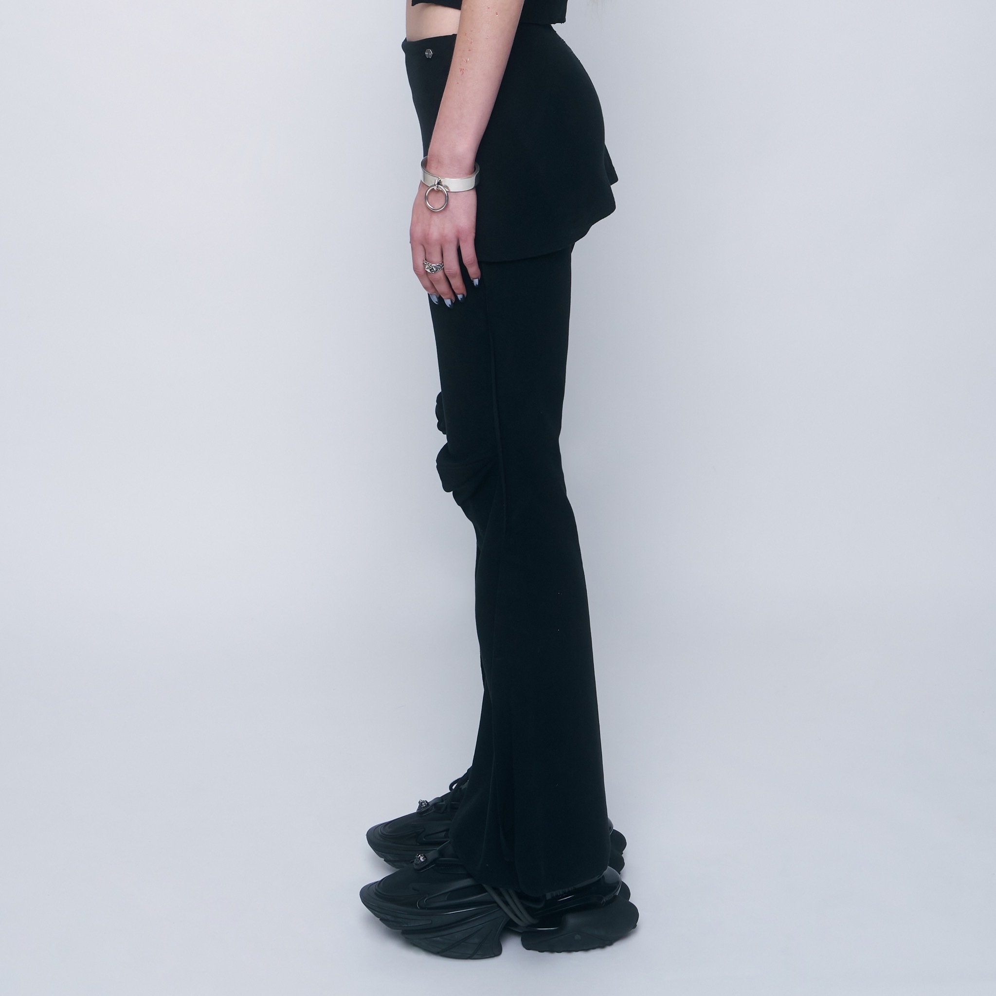 Cut-out Layered Skirt Pants
