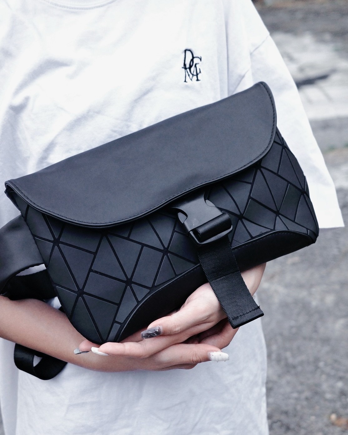 黑色 菱格紋側背包 60317