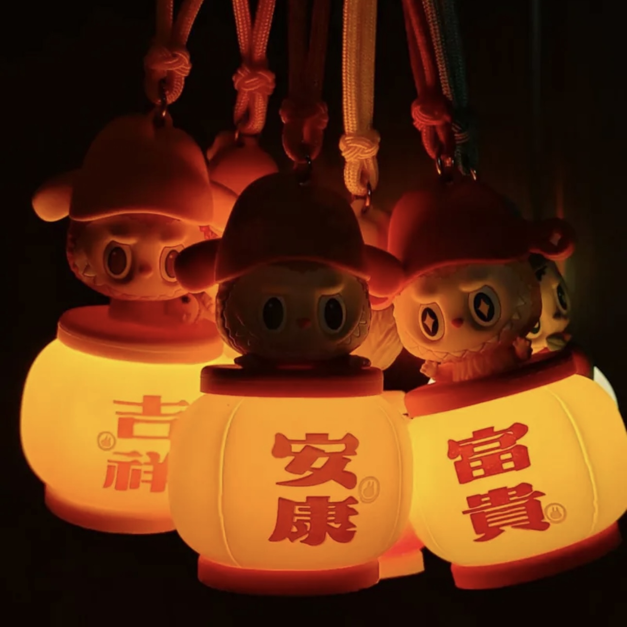 泡泡瑪特 LABUBU 來這FUN肆 發光小燈籠 小夜燈 鑰匙圈 吊飾 盲盒