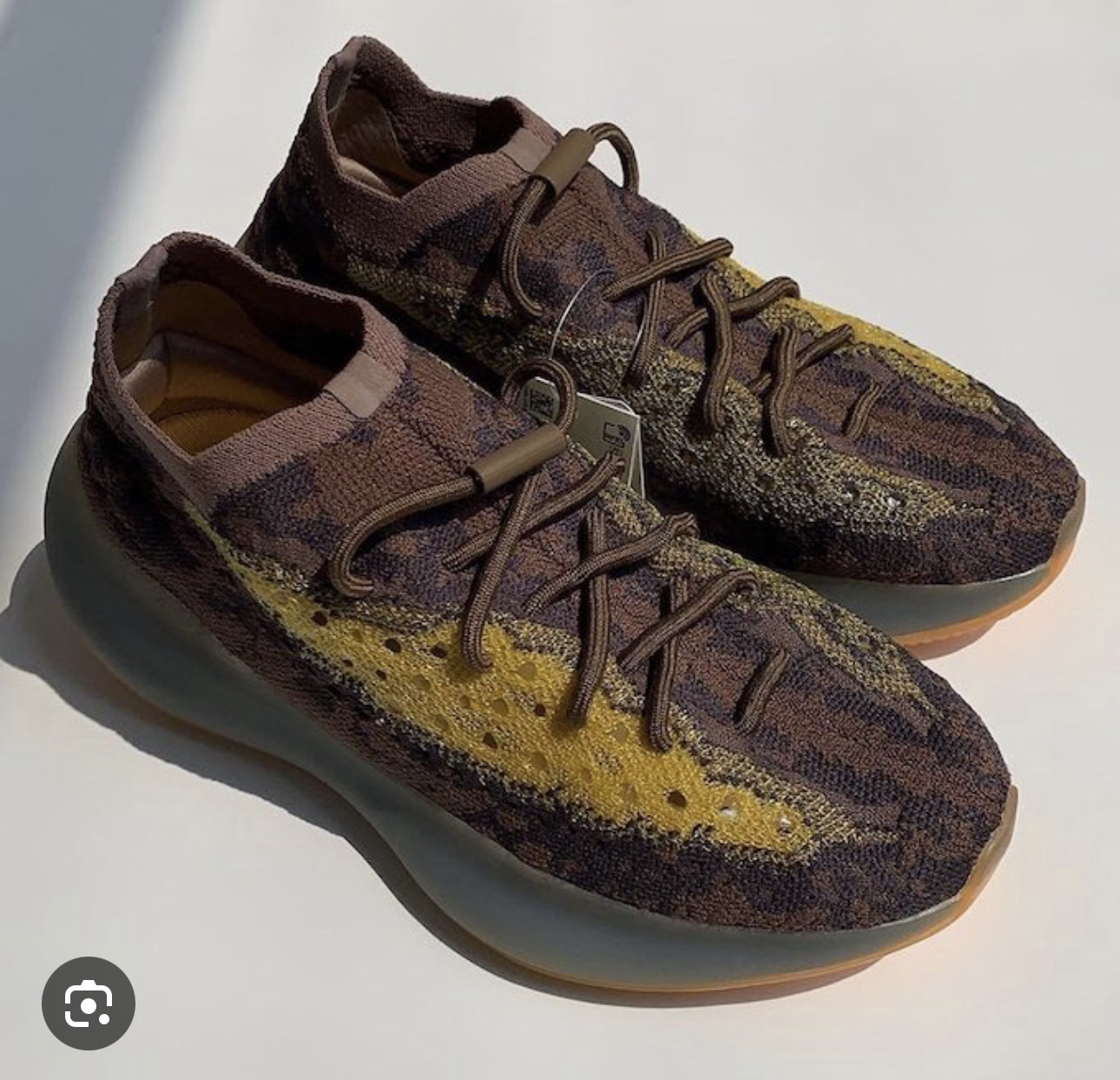 【預訂】 G0922100 Adidas yeezy boost 380 lmnte