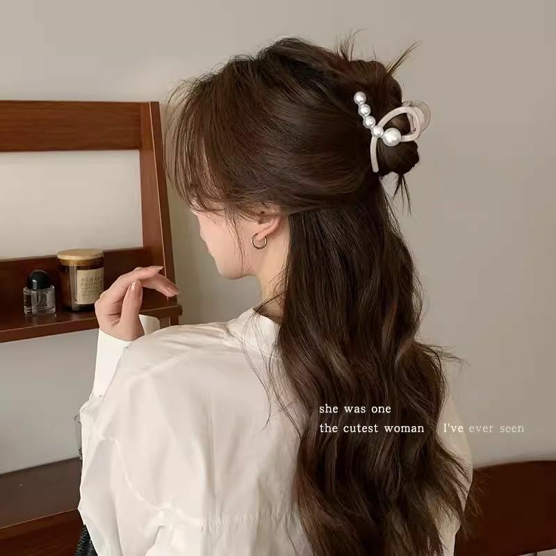 [2 FOR RM10] Pearl Cross Hair Claw