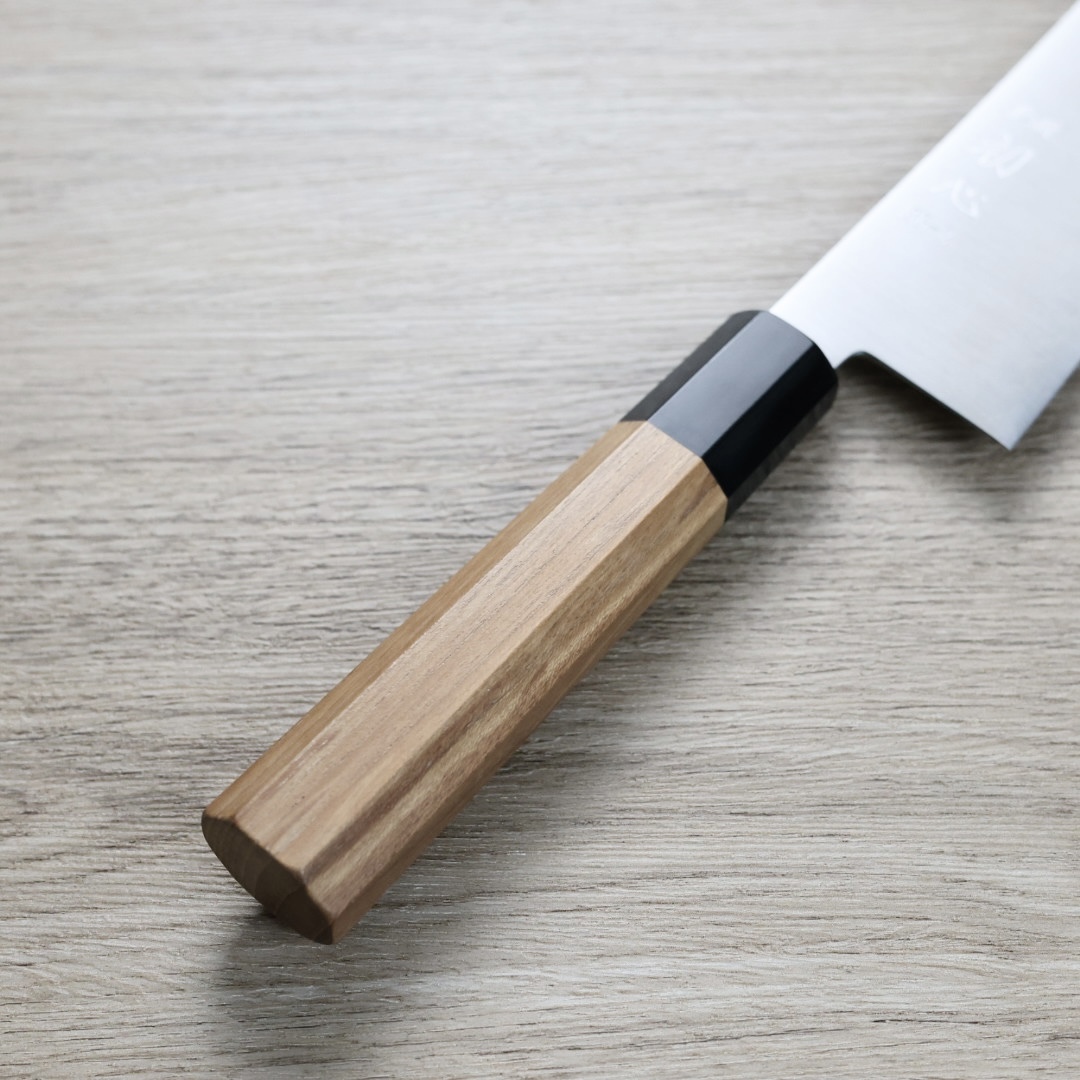 初心隼和牛刀240mm SG2鋼