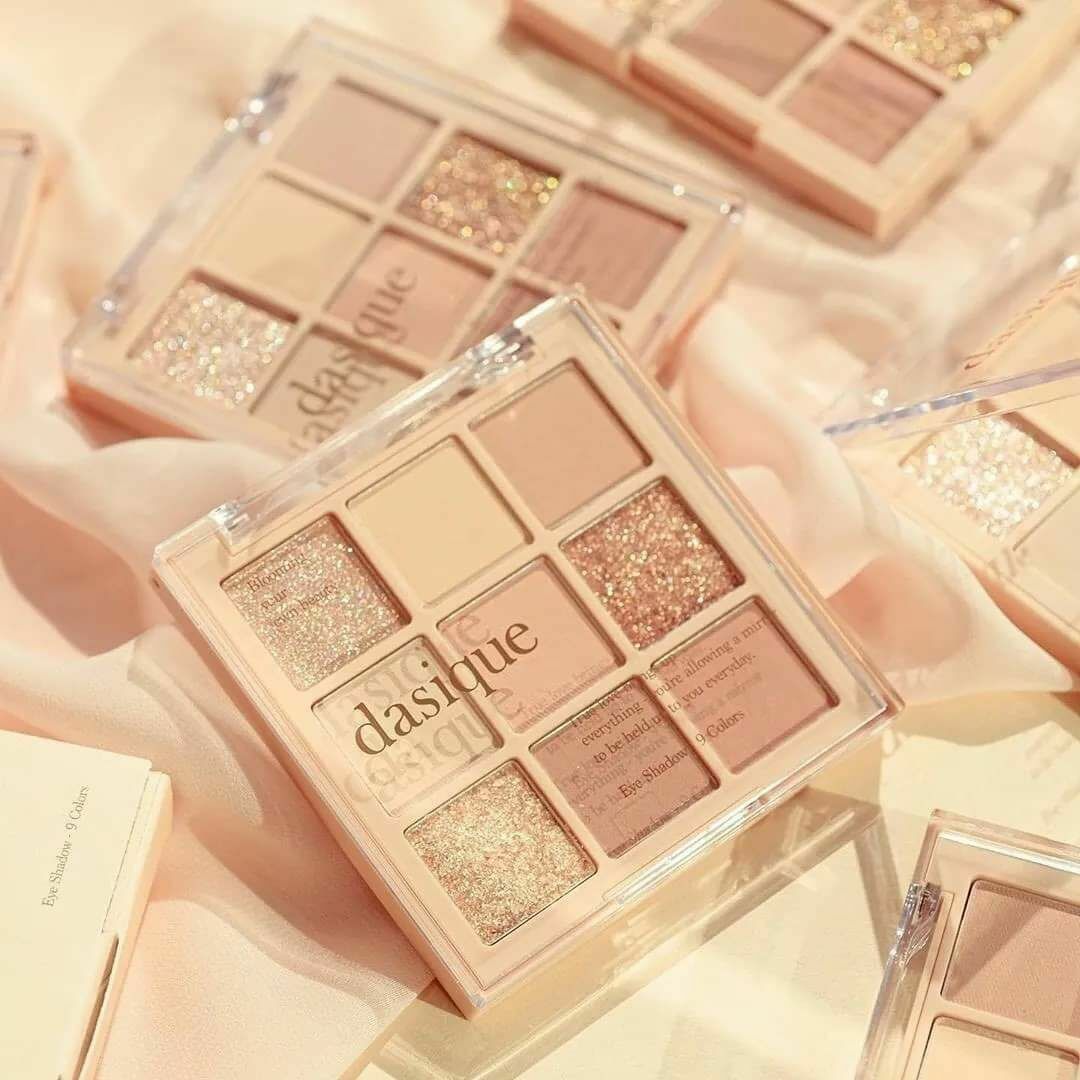 Dasique Shadow palette 9色調眼影盤 (#03)