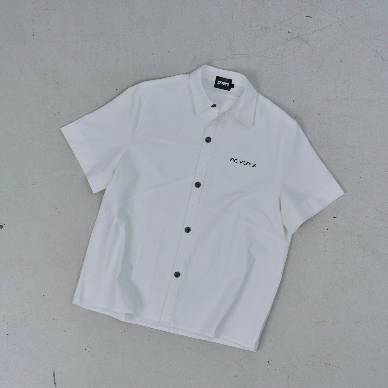 RE VER'S / BLANC 雷射Logo白色解構襯衫 - White -