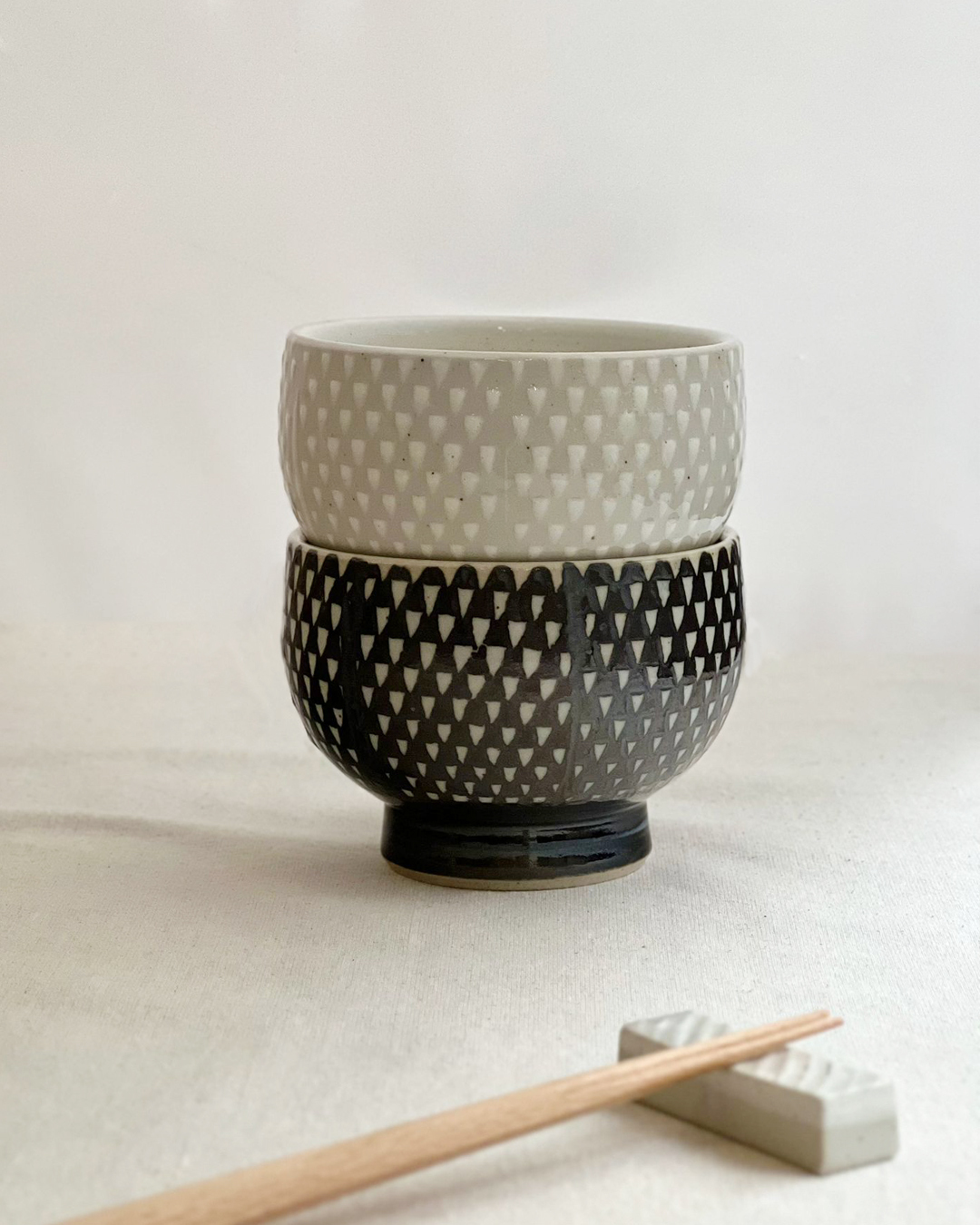 波佐見燒 ORIME 高台圓碗 鹿の子(一對)｜aiyu