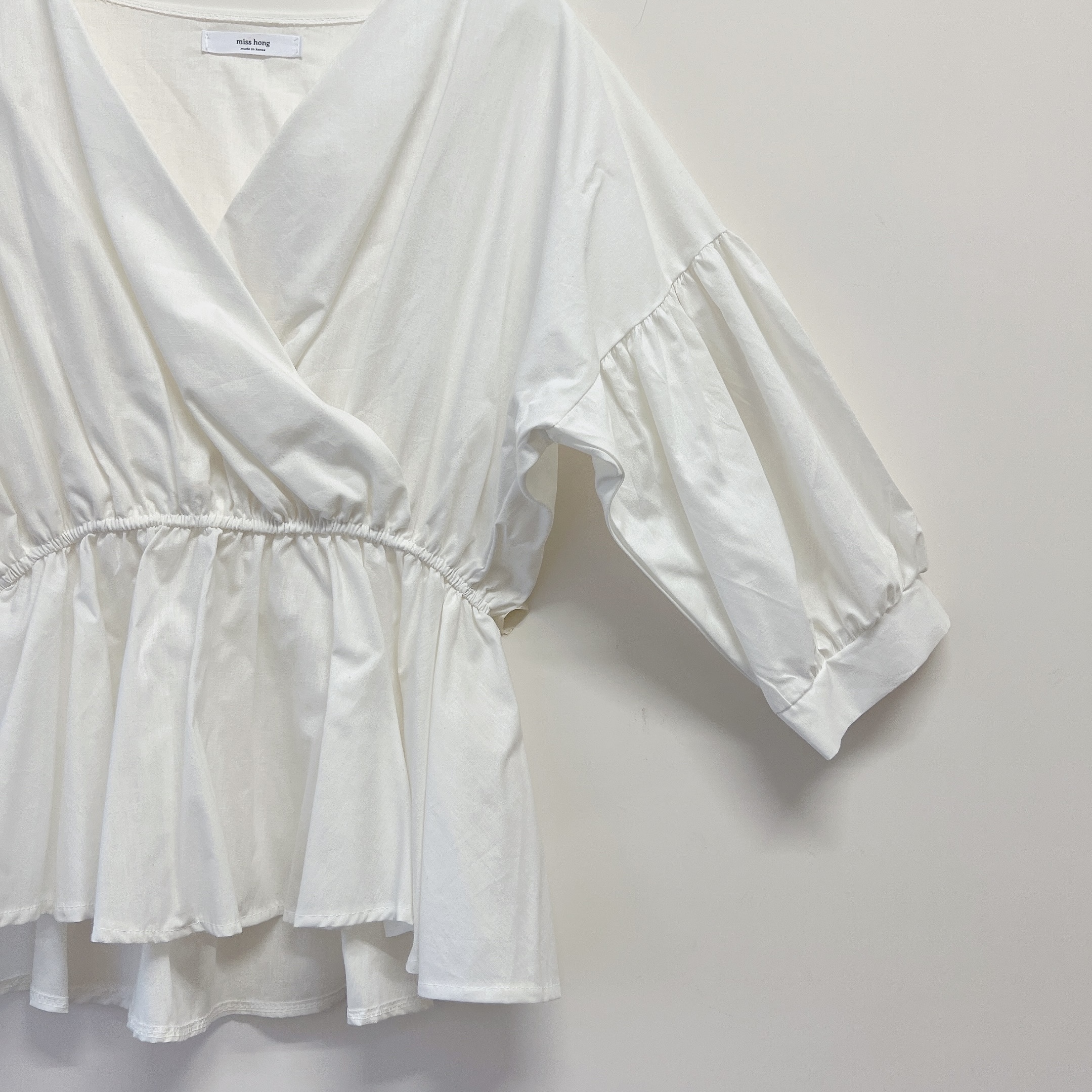 現貨 | 知性修腰交疊 T o p (三色入)