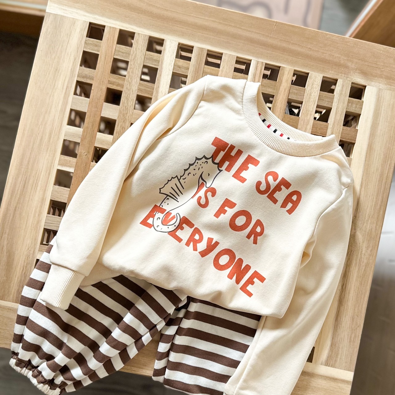 【限量】米色海馬-秋冬長袖上衣(90-140)