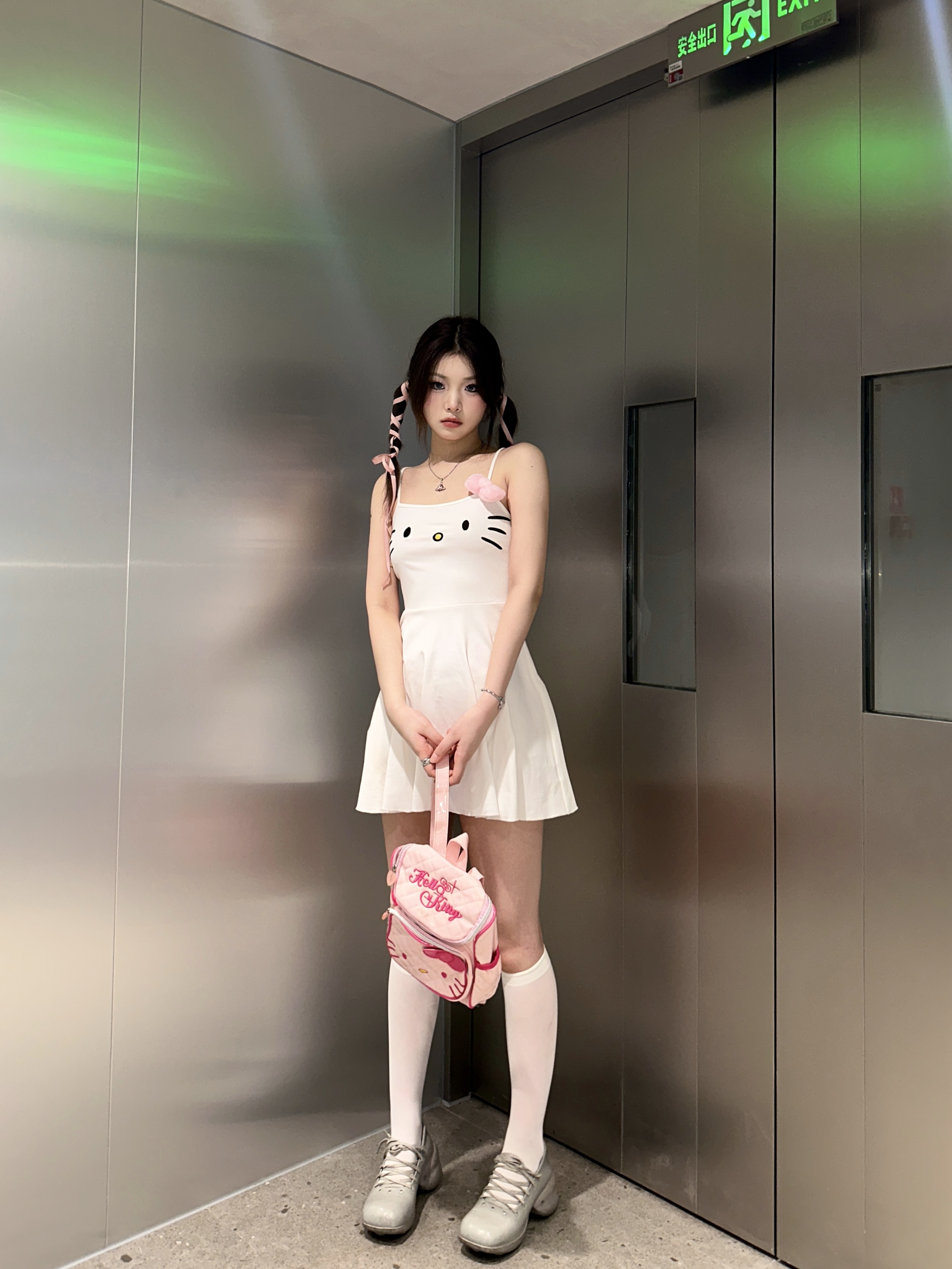 ArtByTastybabe 原創刺繡Kitty 可愛蝴蝶結 修身連身裙