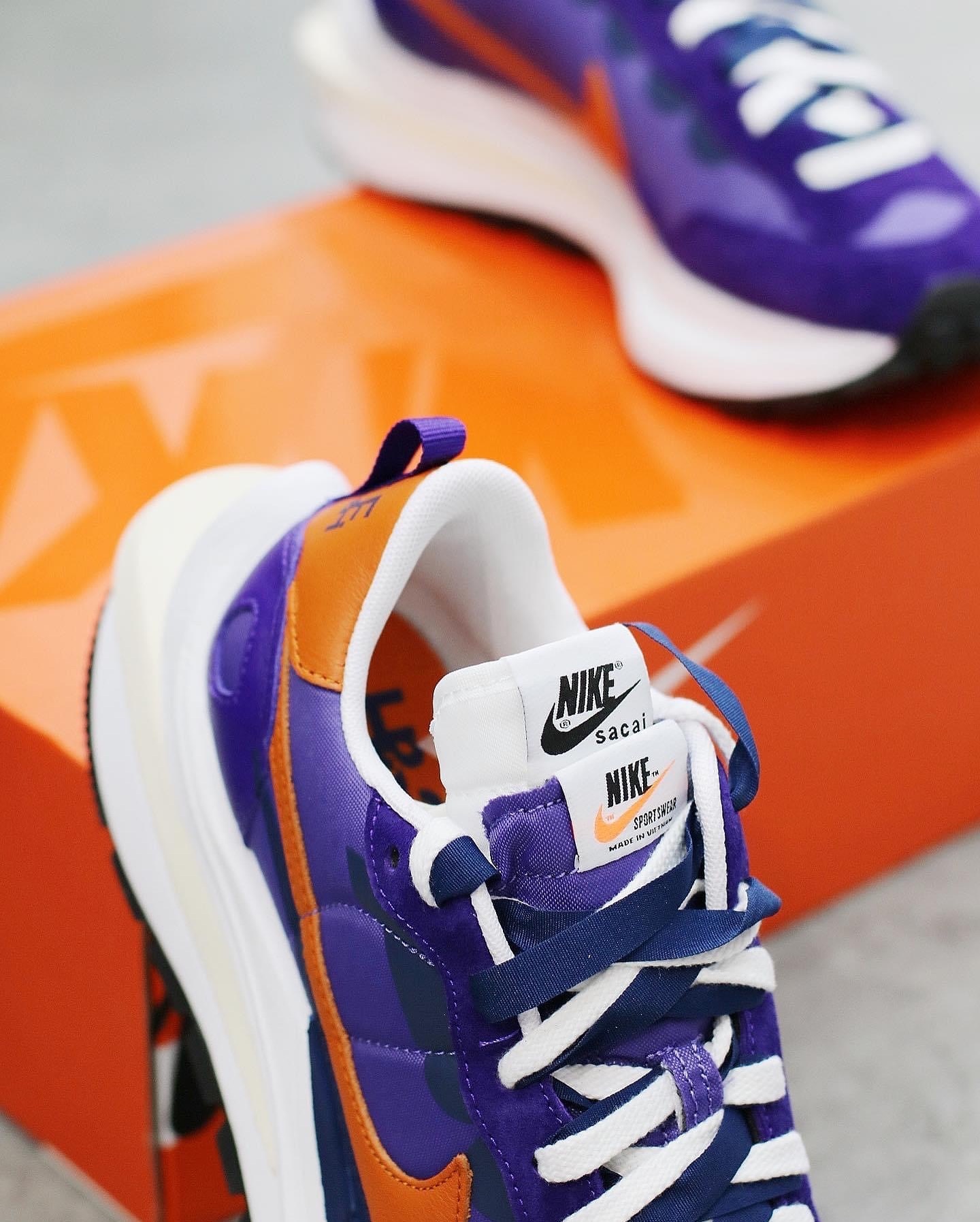 Nike x Sacai VaporWaffle Dark Iris  DD1875-500