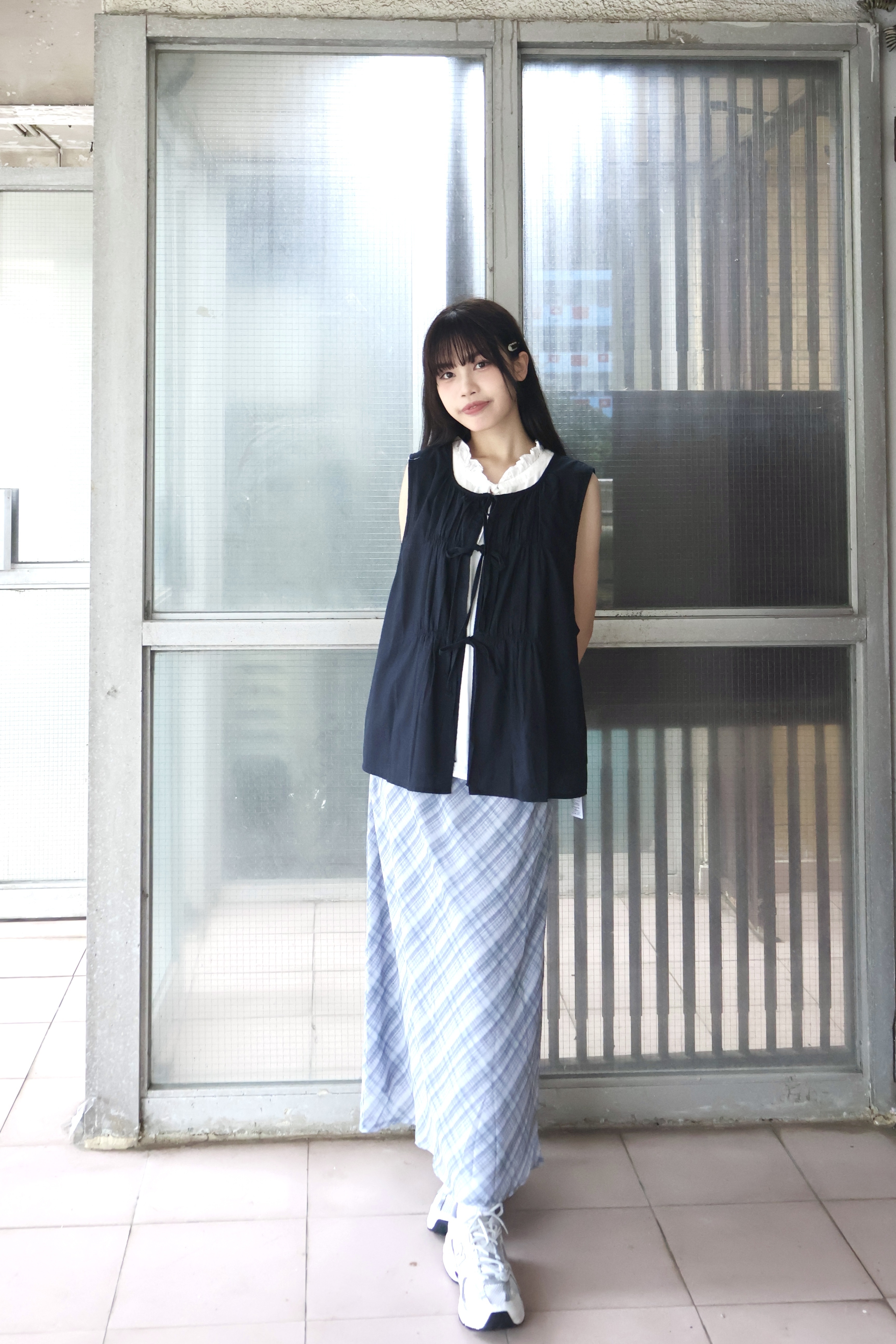 推薦！皺褶綁帶背心