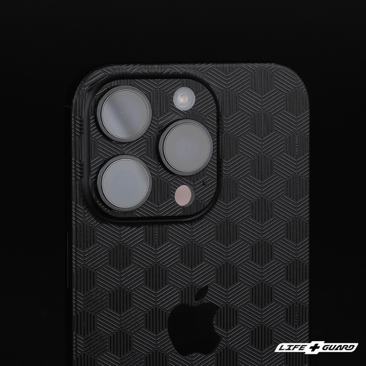 LIFE+GUARD 貼膜安裝示意圖，LIFE+GUARD 專機專屬開版