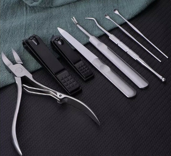 Popular nail trimmer (standard nail clippers (large and oblique) + silver 5-piece set)