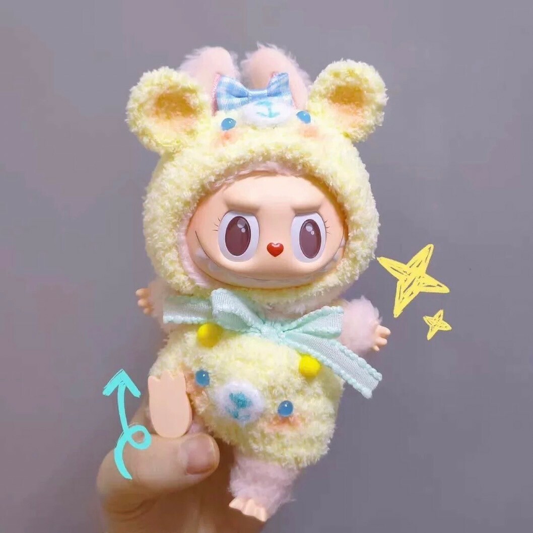 拉布布 LABUBU 心動馬卡龍 吊飾專用服裝 黃色小熊套裝 (無附吊飾)