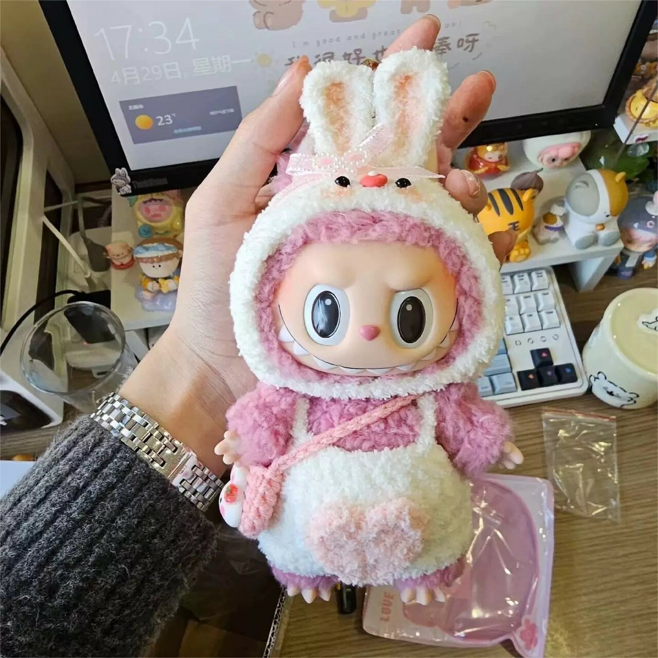 拉布布 LABUBU 心動馬卡龍 吊飾專用服裝 白色小兔套裝 (無附吊飾)